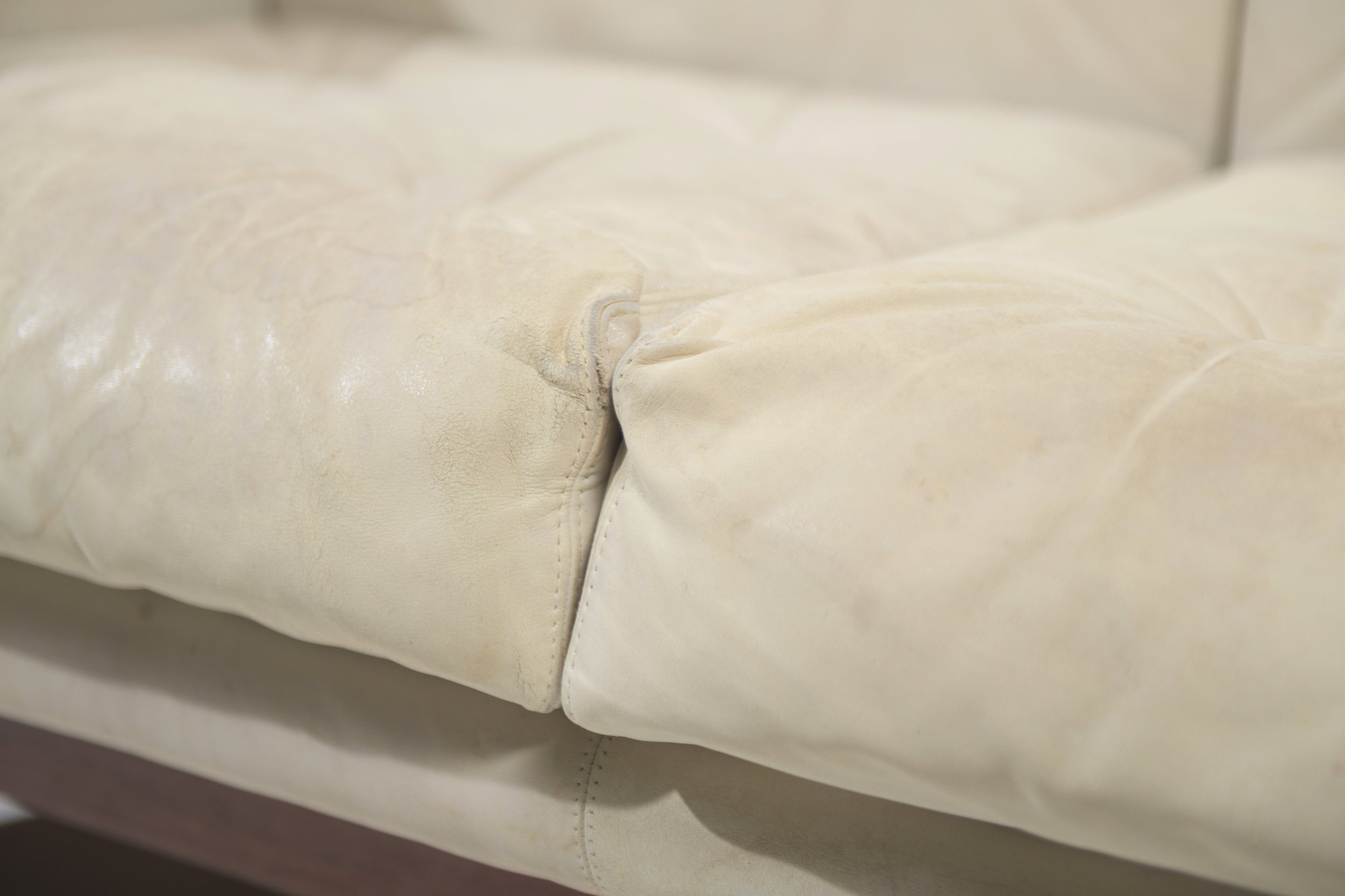 16 oriolo lounge sofa 2-seater white grey creme vintage leather rosewood claudio salocchi sormani italy design furniture belgium 1stdibs aera lab aeralab.jpg