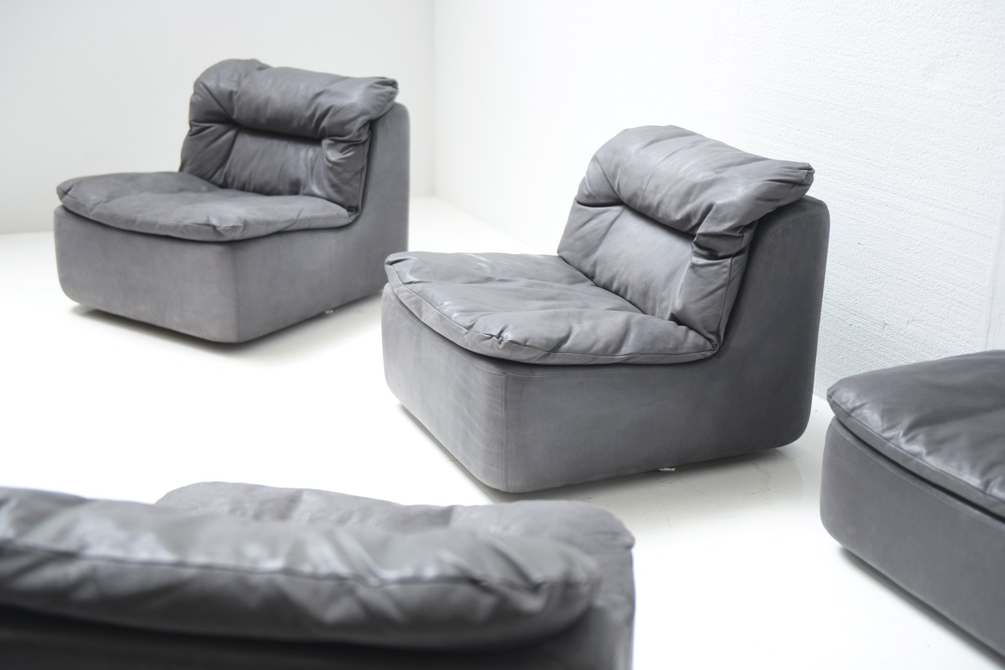 11 walter knoll collection dreipunkt laauser german design furniture de sede modular sofa grey pull up leather aera lab aeralab albrecht.jpg
