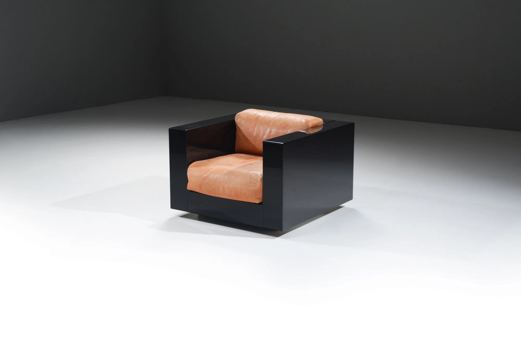 1 Saratoga Poltronova Massimo Vignelli Lella Italian Design Architectural  Collectible Furniture Piano Black Orange Leather Patina vintage aera lab aeralab albrecht 1stdibs.jpg