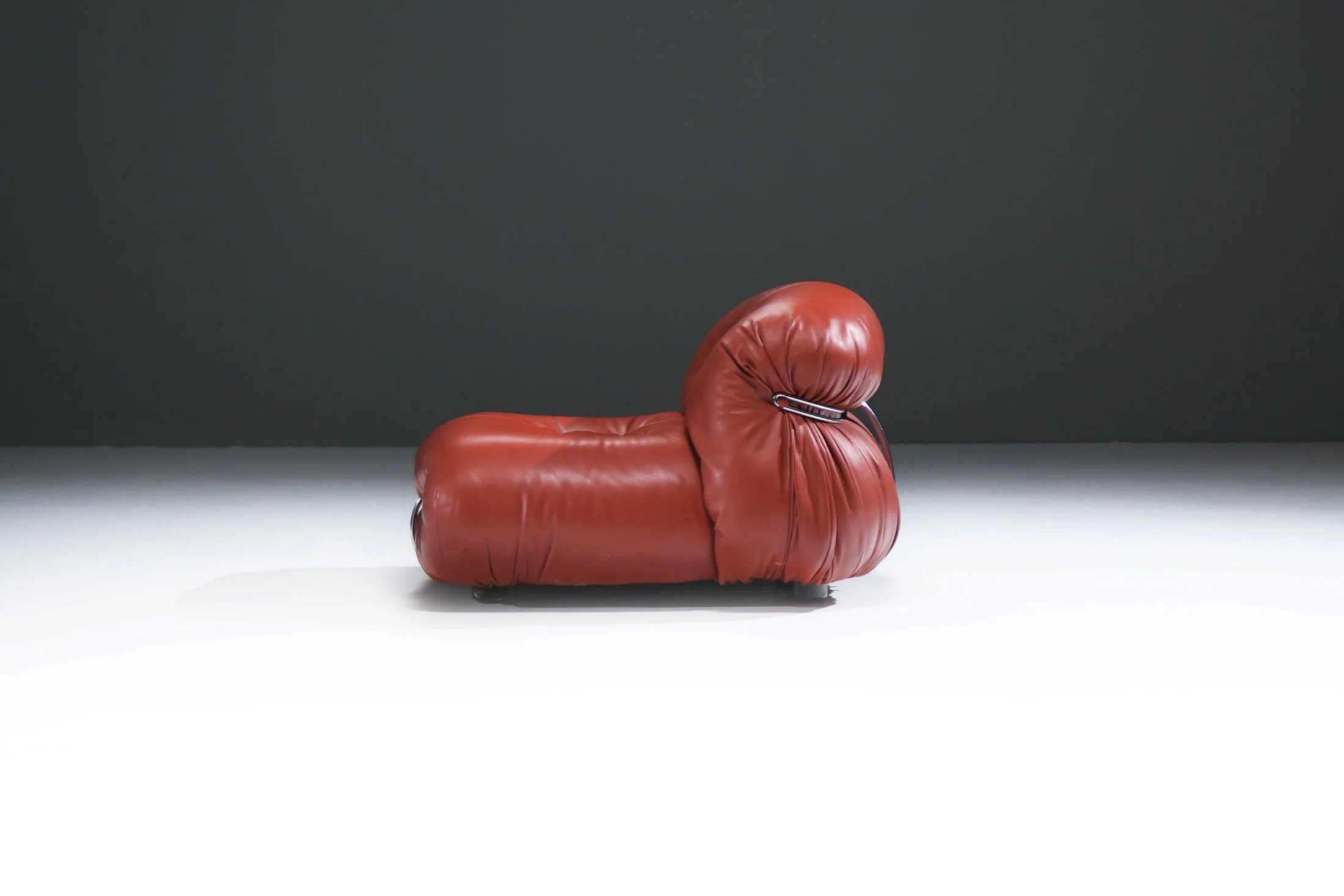 3 Soriana red Leather 1 single seater Soriana Sofa Afra & Tobia Scarpa Cassina italy mario bellini aera lab design furniture bart albrecht 1970s 1stdibs.jpg