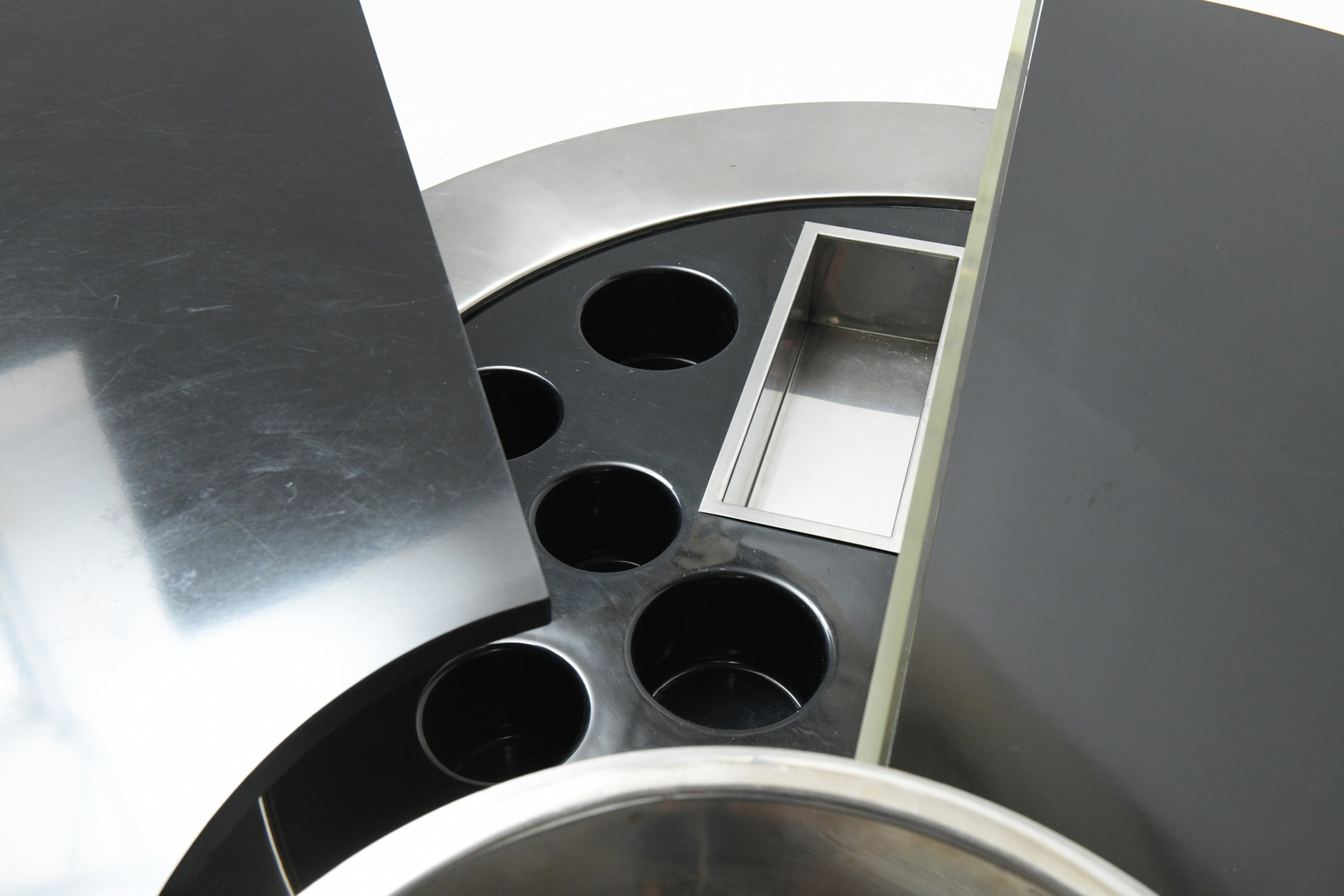 11 Harry's bar hidden planter rotating Illuminated Sculptural Table Massimo Papiri willy rizzo TRG round Vogue.jpg