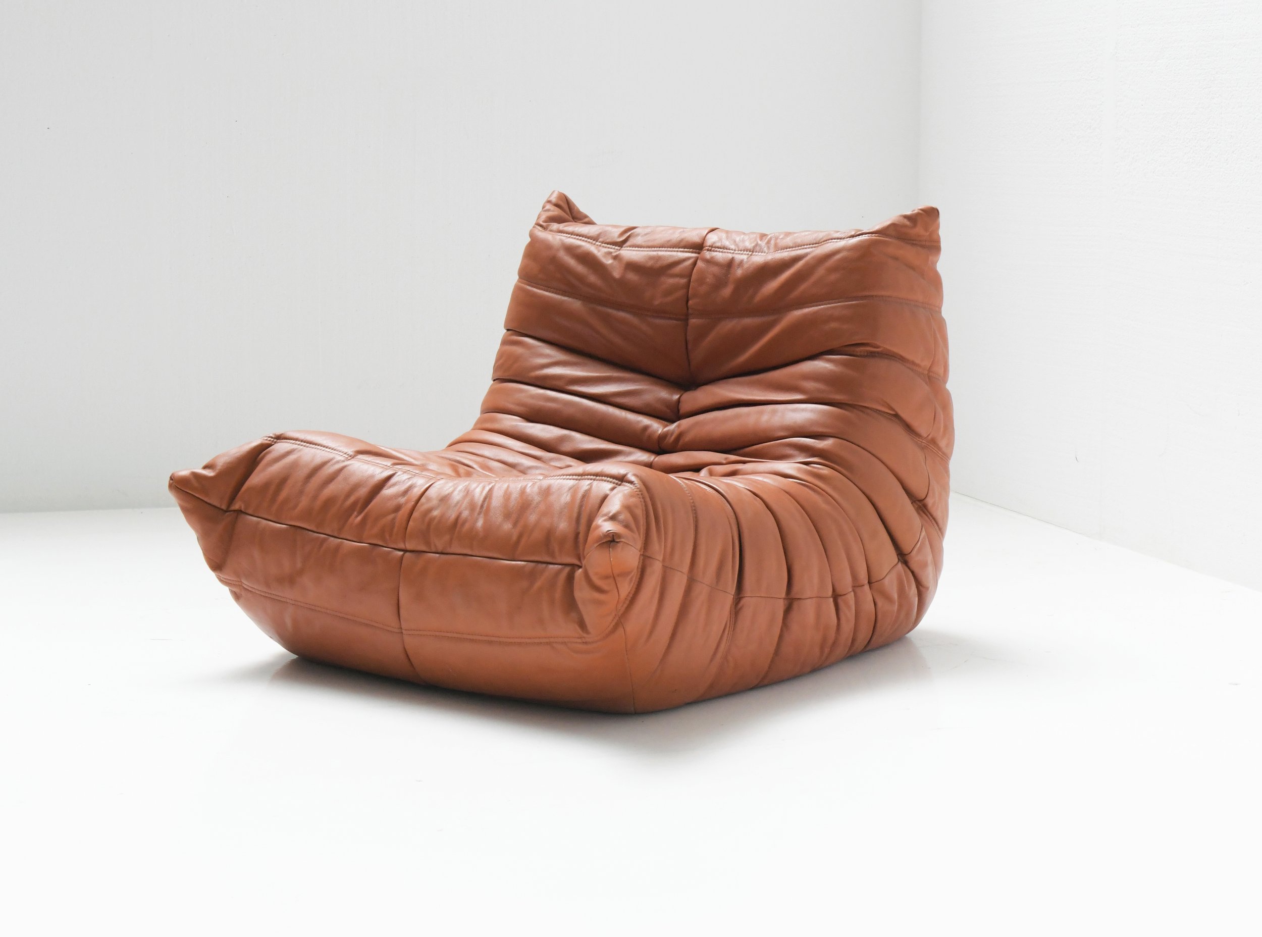 1 Togo lounge orange cagnac brown lounge corner vintage leather michel ducaroy ligne roset france aeralab aera lab albrecht design furniture.jpg