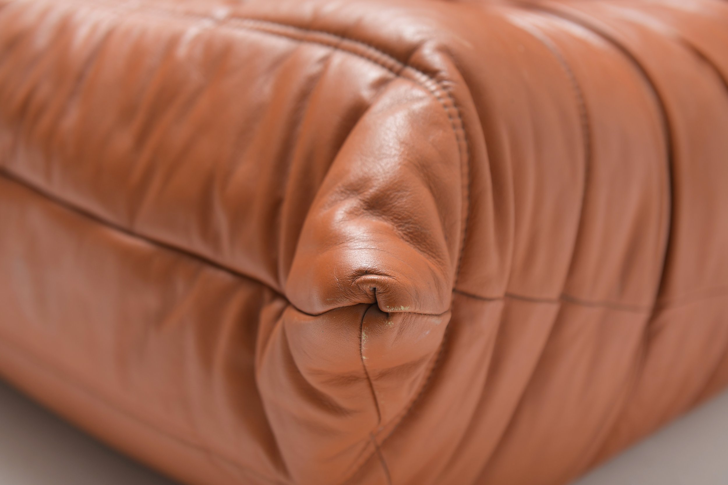 5 Togo lounge orange cagnac brown lounge corner vintage leather michel ducaroy ligne roset france aeralab aera lab albrecht design furniture.jpg