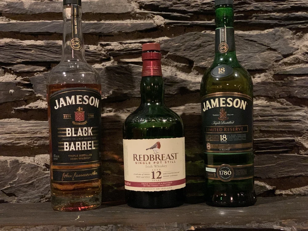 Bar photo 2