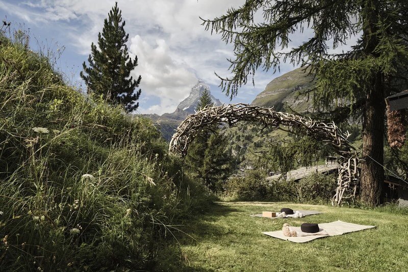 YOGA &amp; BREATHWORK classes this week @cervozermatt 

practice with us outdoor or at the mountain ashram every morning or evening 🙏🏽

see you soon&hellip;