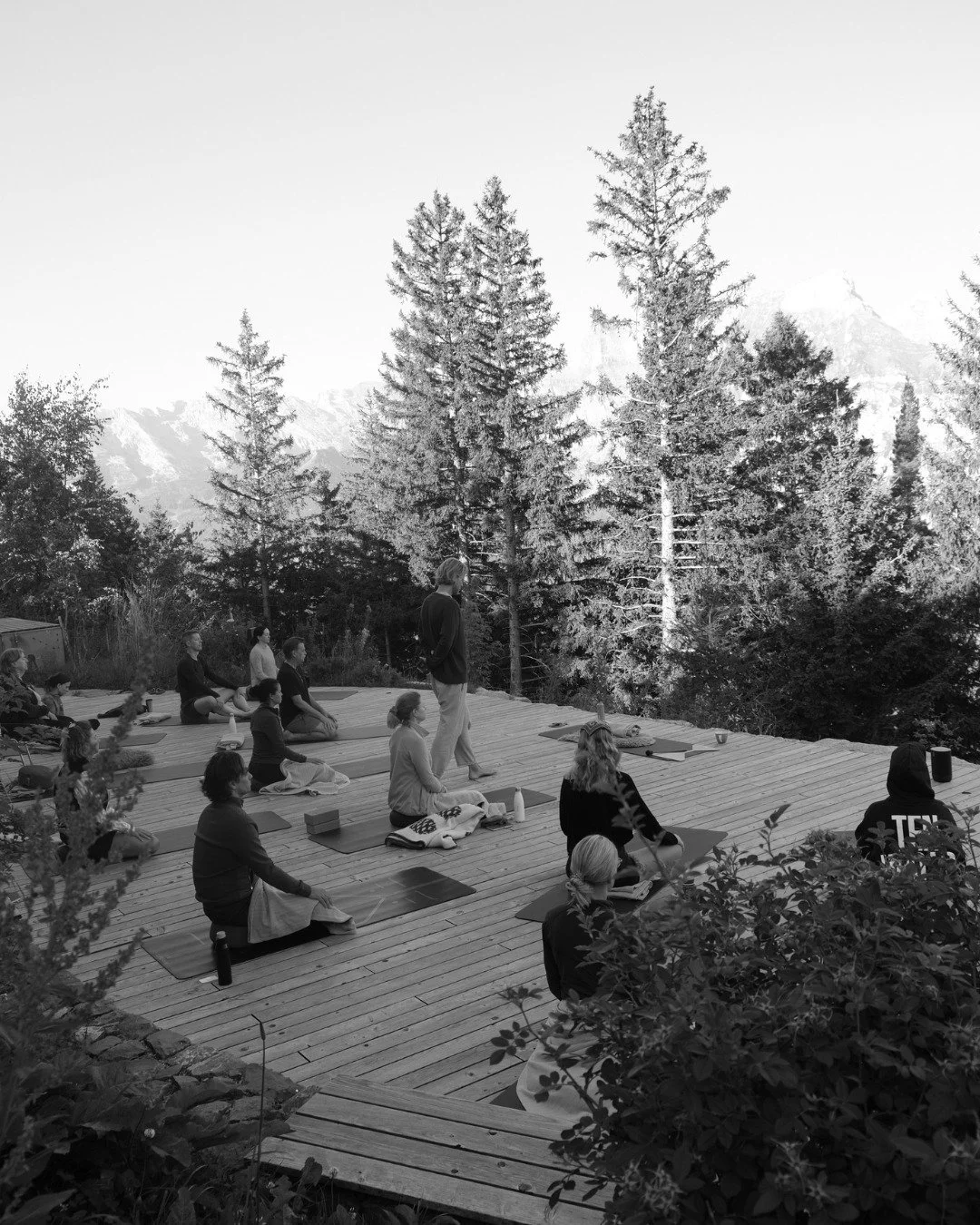 β¨ What is Breathwork?
A bridge between body and mind.
A reset. A return.
Read more in our new blogpost, link in bio π¬οΈ
#breathworkretreat #breathwork #breathing #breathworktraining #breathworkclass #breathtraining #breathworkteachertraining