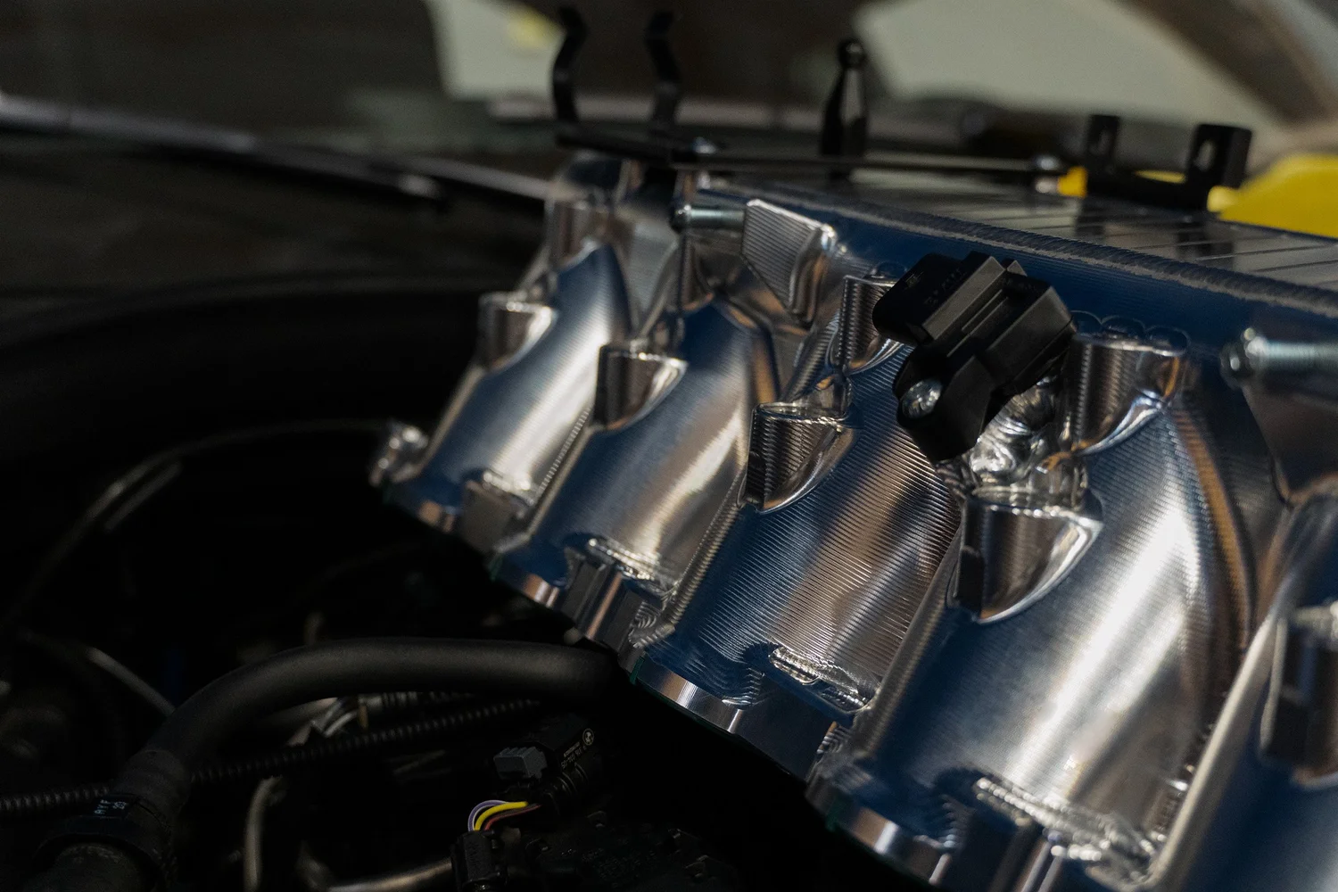 Selecting a Port Injection System: Plate vs Manifold Style – Tensility ...
