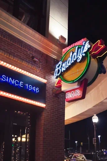 buddys+exterior+blade+illuminated.webp