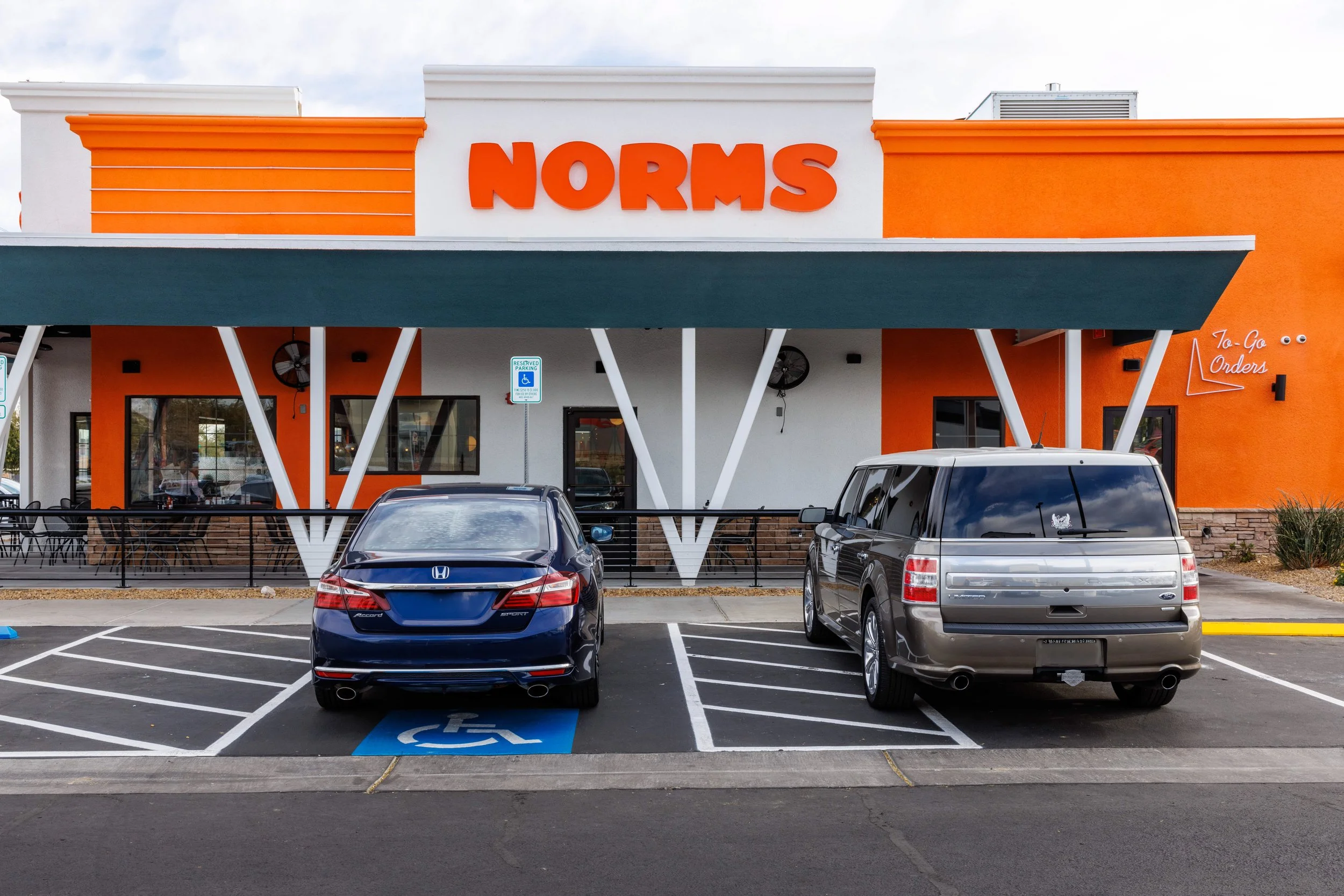 Norms Exterior signage face on.JPG