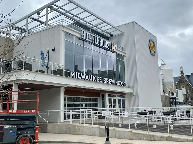 Bottlehouse MKE exterior signage.webp