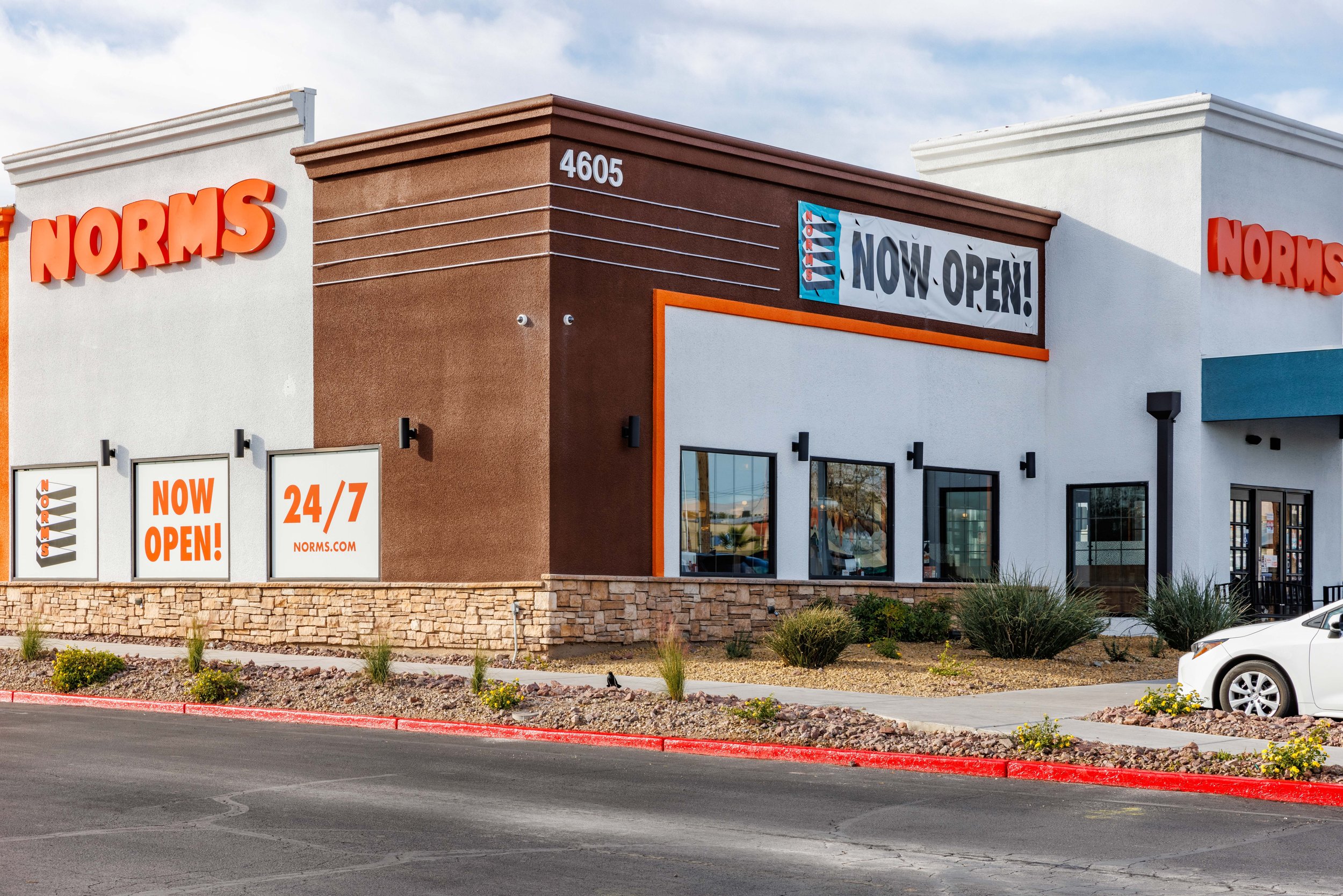 Norms Exterior Signage Close.JPG