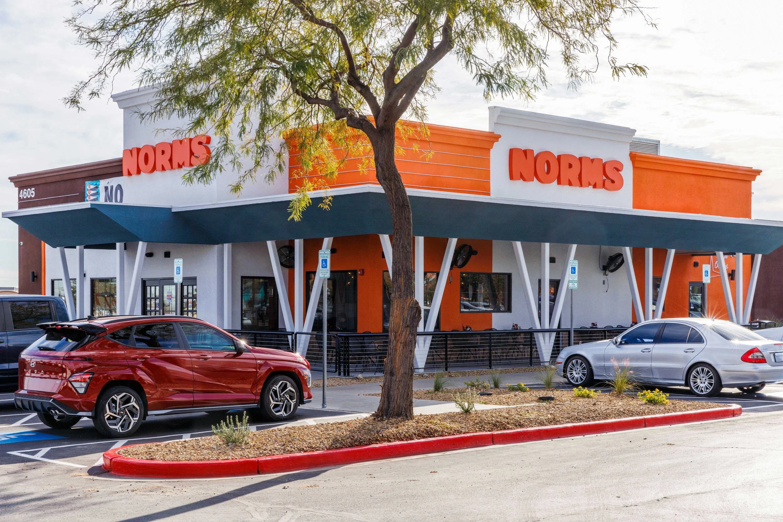 Norms Parking Lot Shot Exterior Signage.JPG