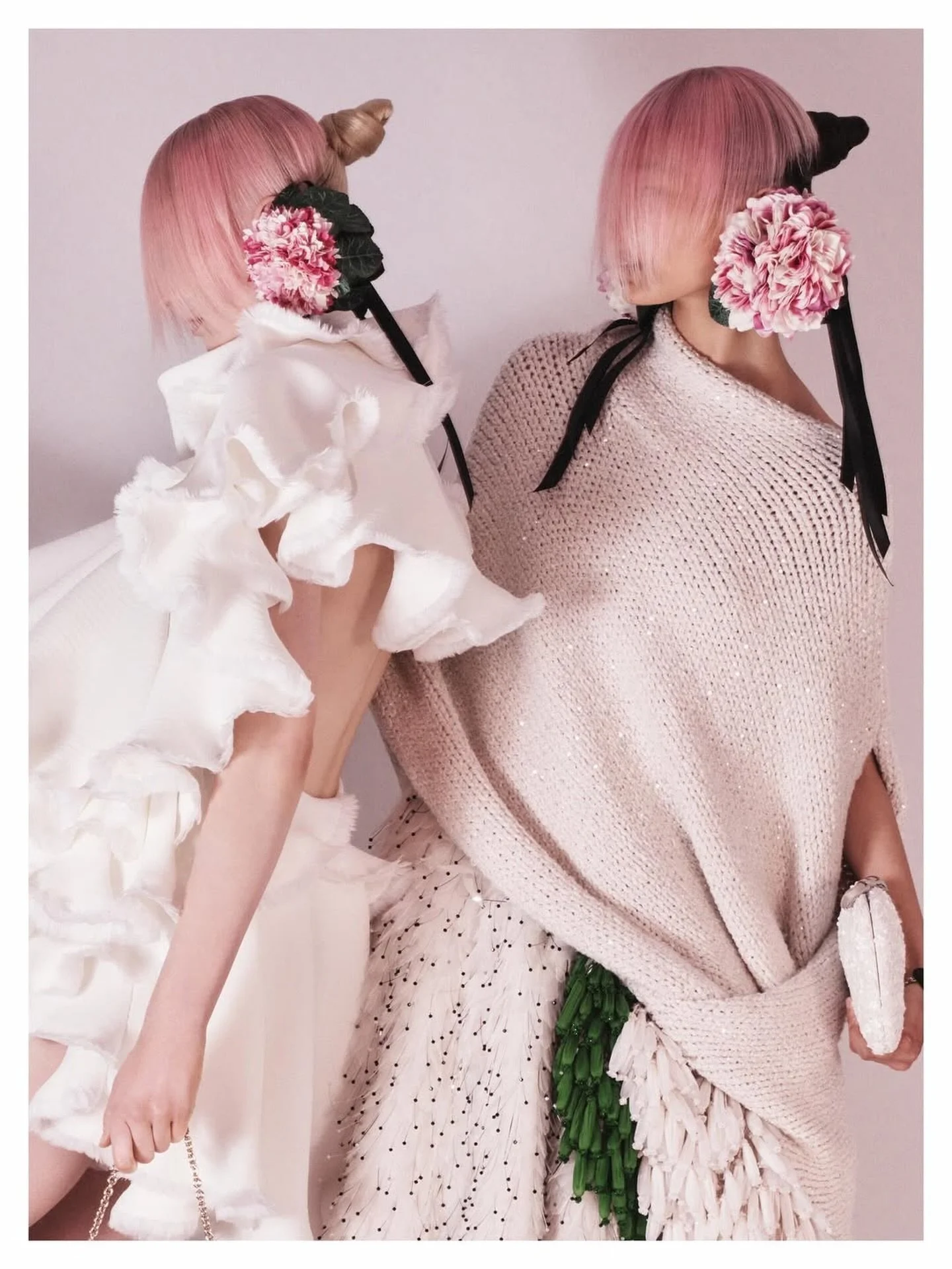 Dior ❤️ @jonathan.anderson 

Photography by @davidsimsofficial 
Wig color by @joananeves #wigcolor using @cosrx @wellahair 
Styling @benjaminbruno_ 
Hair by @guidopalau 
Makeup @peterphilipsmakeup 
Casting @ashleybrokaw 
Manicure @amaquashie 
Movemen