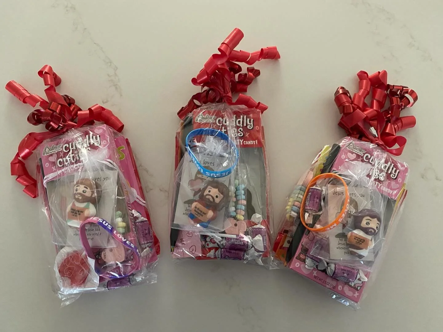 Thank you to a sweet volunteer for making sure our guests feel loved this weekend! ❤️🩷