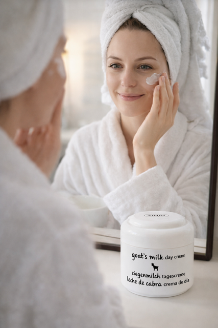 CREME DE JOUR ANTI AGE AU LAIT DE CHEVRE VEGAN