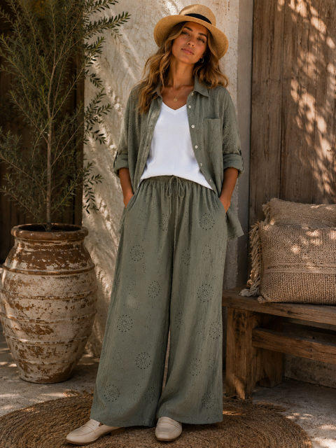 PANTALON EN BRODERIE ANGLAISE KAKI
