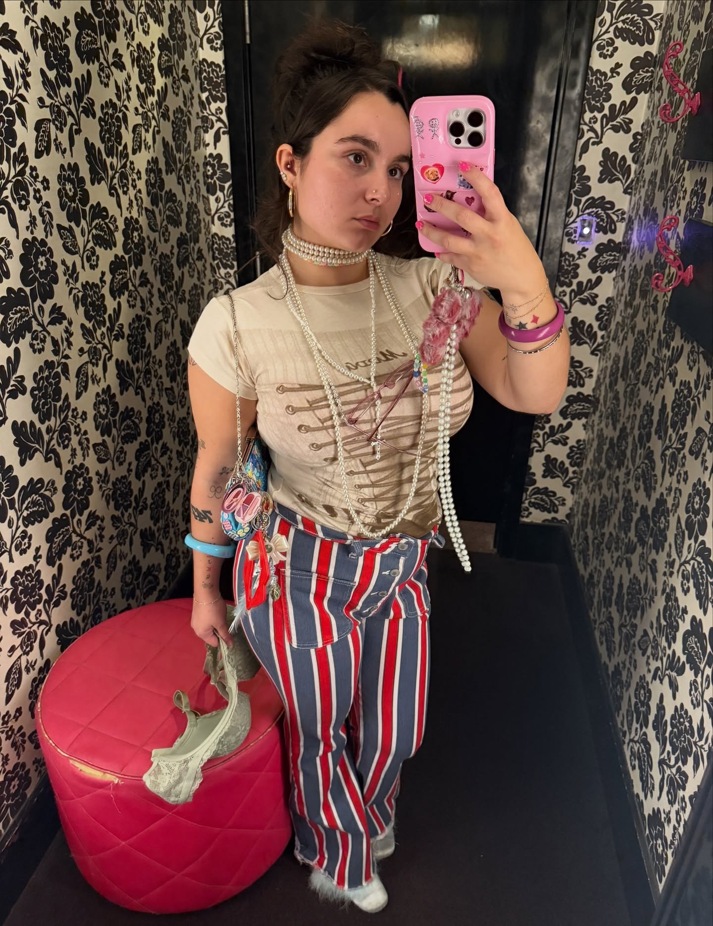 𝓒𝓸𝓼𝓽𝓾𝓶𝓮 𝓒𝓱𝓪𝓷𝓰𝓮 💥🌀🎩👙👔