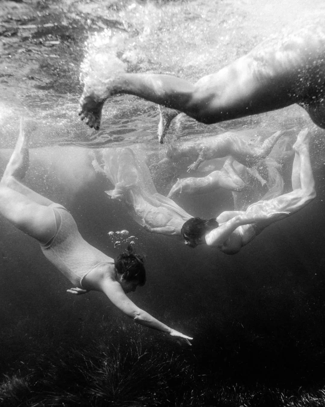 Mes H&eacute;ro&iuml;nes ROSE. Elles &eacute;taient l&agrave; !

Quatre des incroyables femmes ayant plong&eacute; pour Immersion Rose sont venues d&eacute;couvrir l&rsquo;exposition collective des Caboch&rsquo;arts, d&eacute;di&eacute;e &agrave; Oct