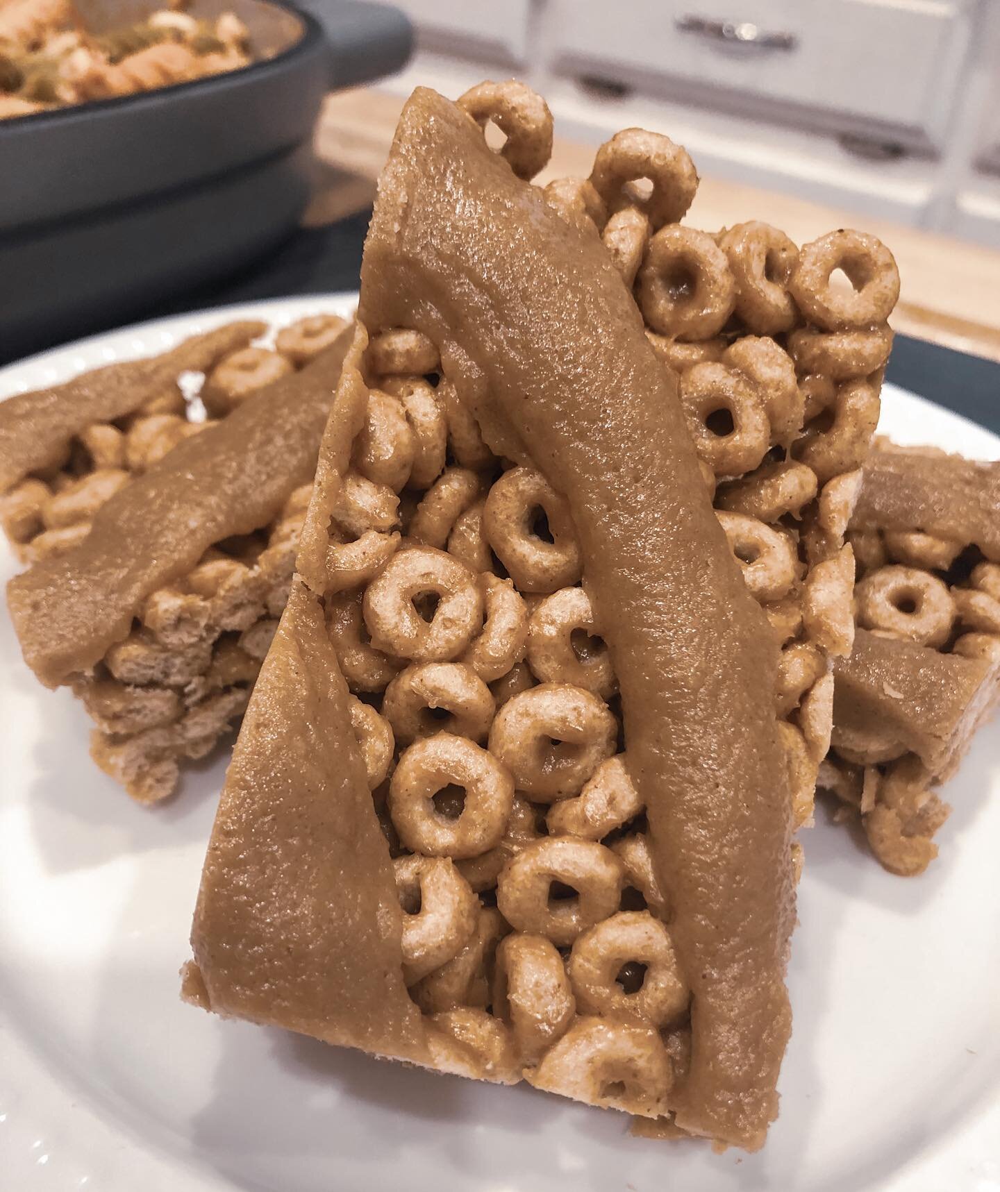 I decided to revisit my roots and experiment with one of my favorite mixtures, but tried it on something tasteless- Plain Cheerios. 

Guess what though, it works! 🤩

These no-bake dairy free cereal bars have become our family&rsquo;s new favorite sn