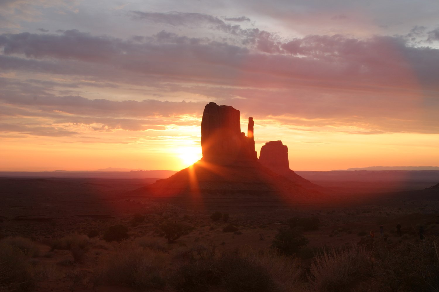 copyright molly wagoner_monument valley.jpg