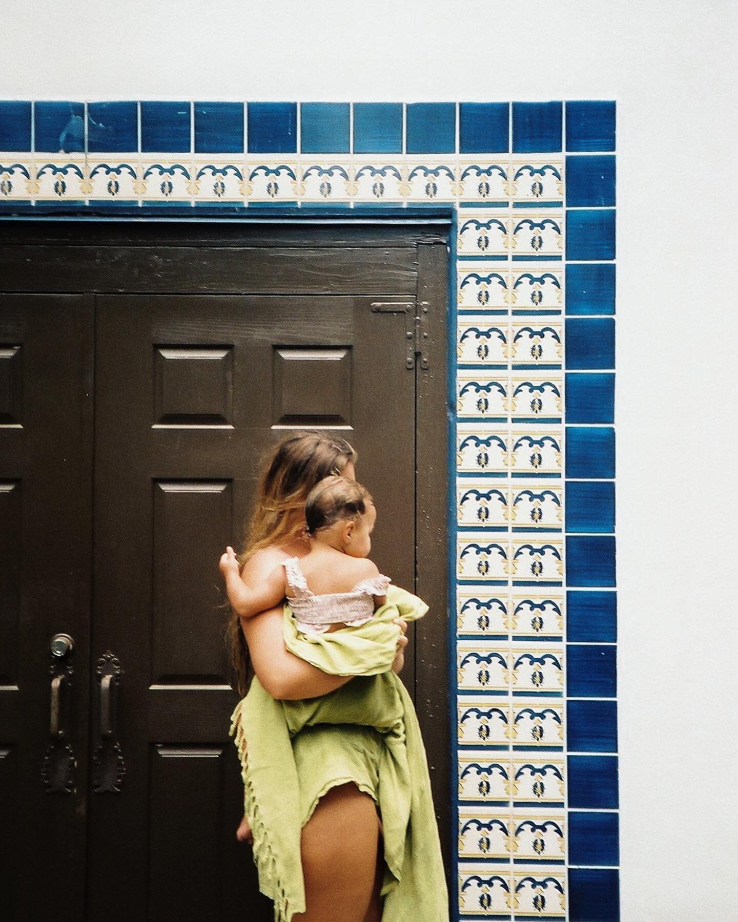 another week with beach baby 🐚 (and @tehanibella + taylor taking me to all the island gems) #35mm #film