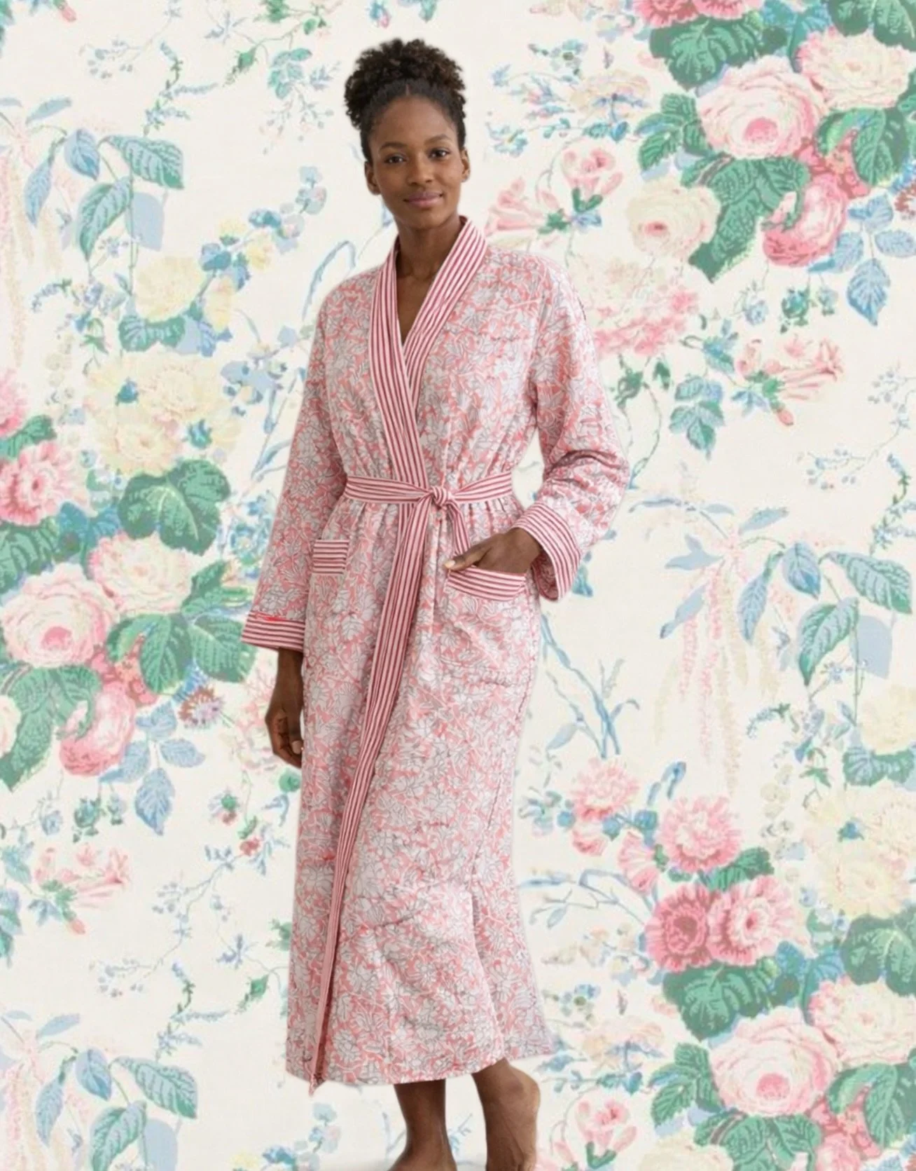 The Victoria Robe is coming soon 💕✨She&rsquo;s quilted and luxurious ✨