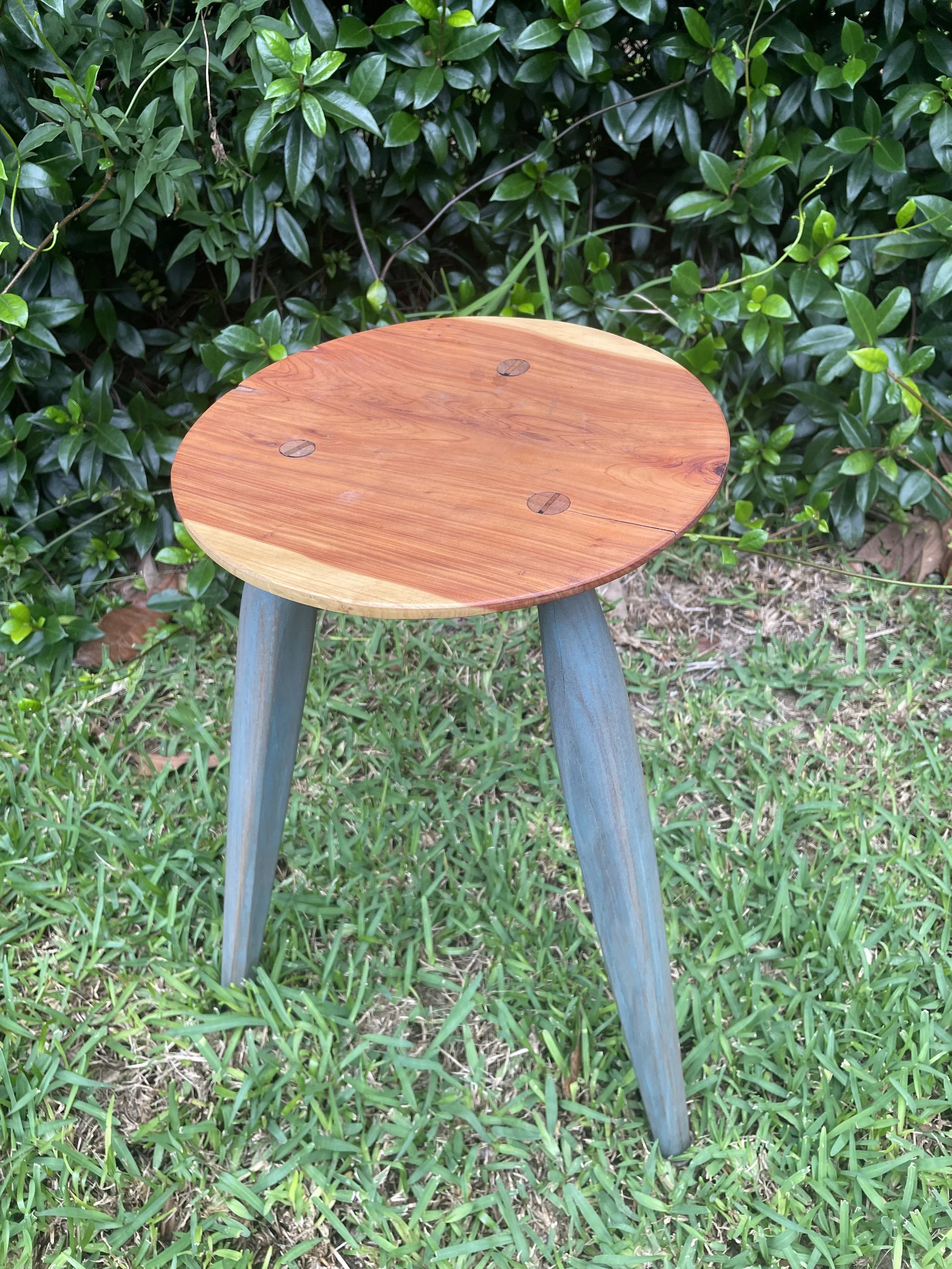 Green wood Stool making with 3LEGS Woodwork