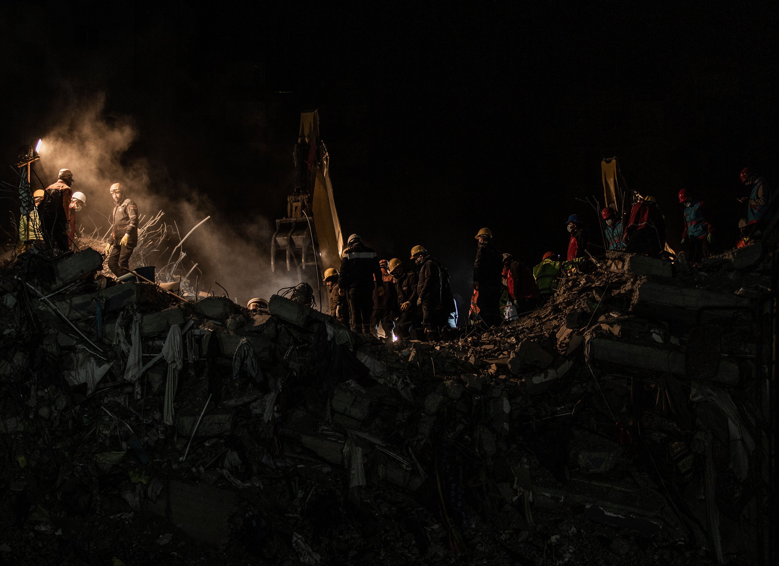  An evening search for the missing in Adana, Turkey on February 10, following the 7.8 and the 7.7 earthquakes that hit regions of Turkey on February 6, 2023. 