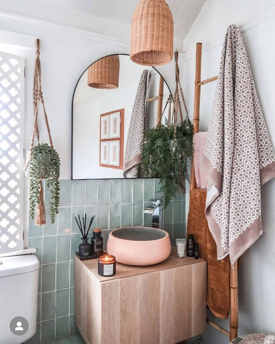 @apartmenttherapy
