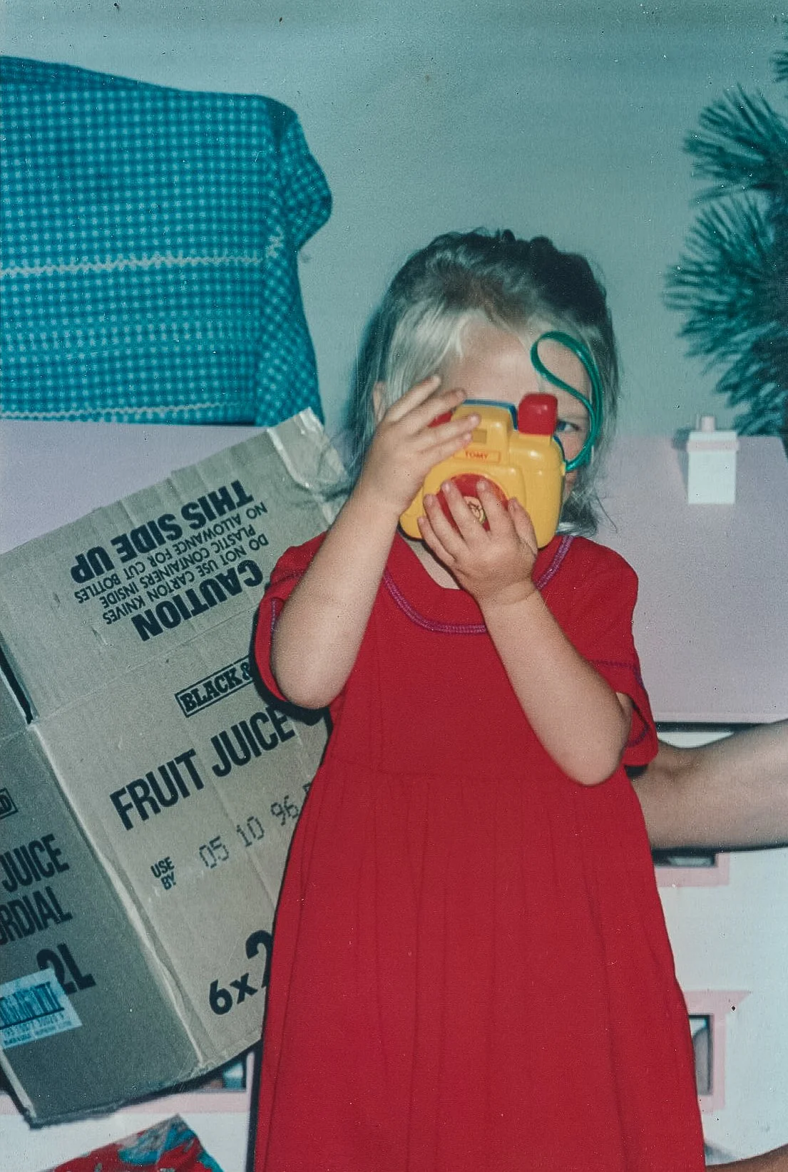 headshot byrosiehenderson-4.jpg