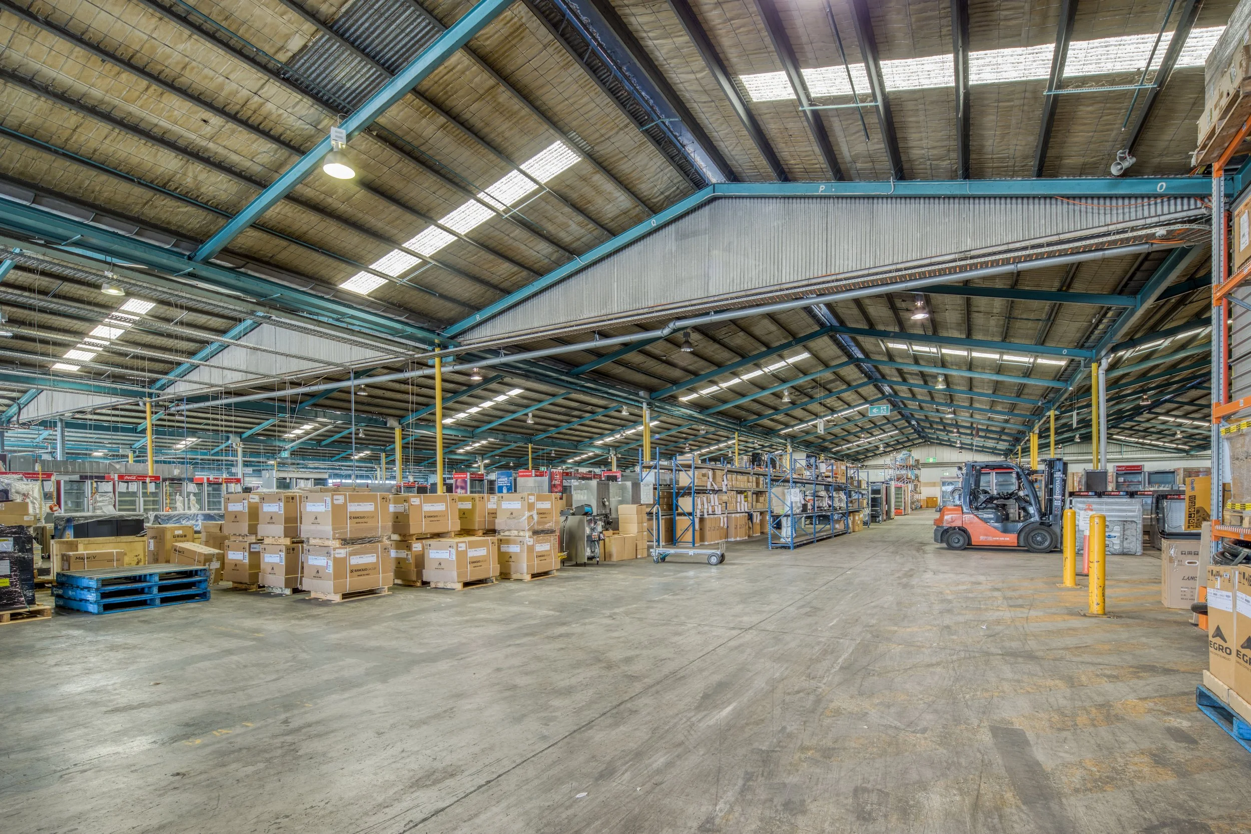 Secondary 1979 Ipswich Road Rocklea (68 Donaldson)_Warehouse.jpg