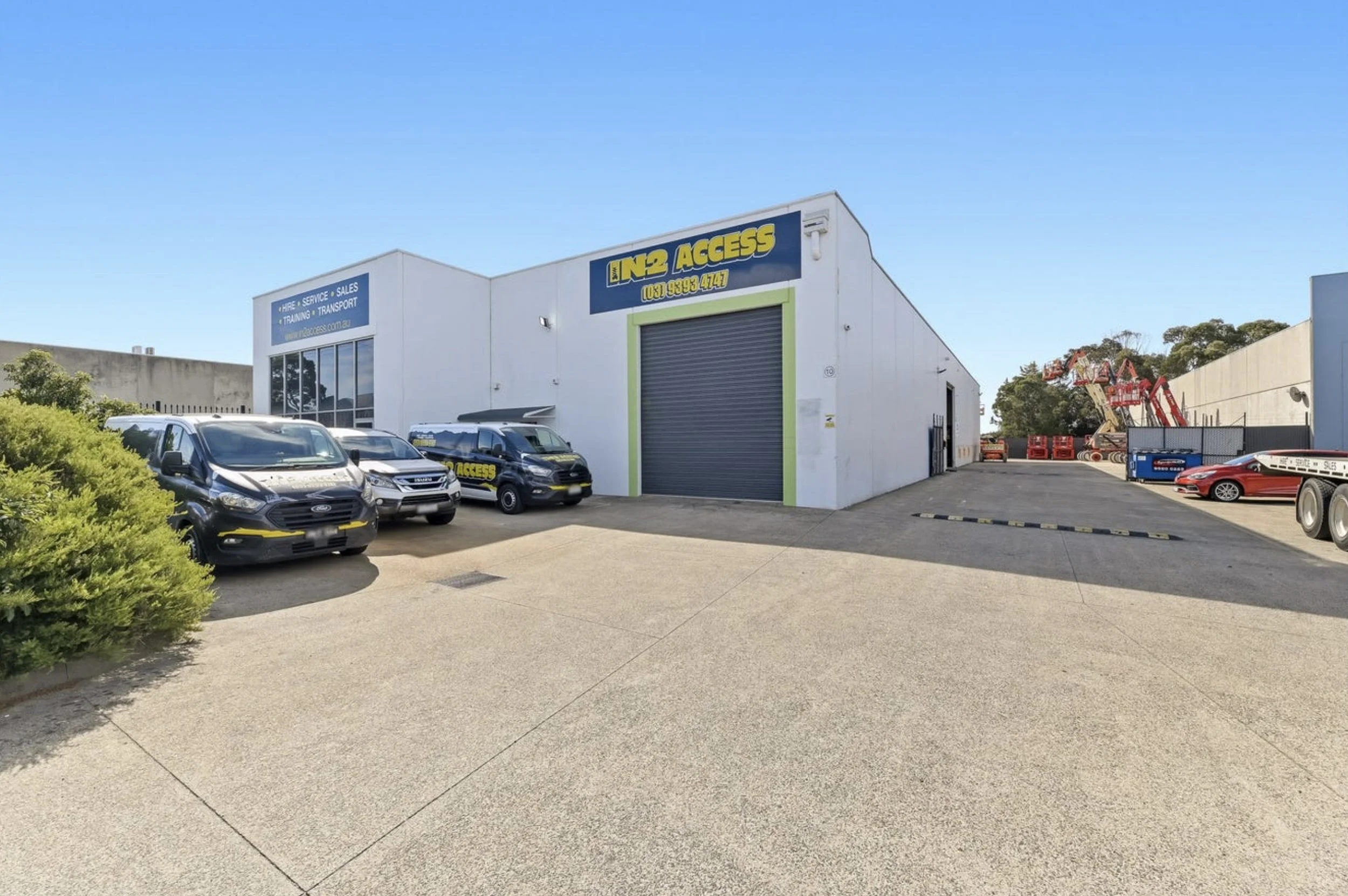 54-56 Melverton Drive, Hallam VIC