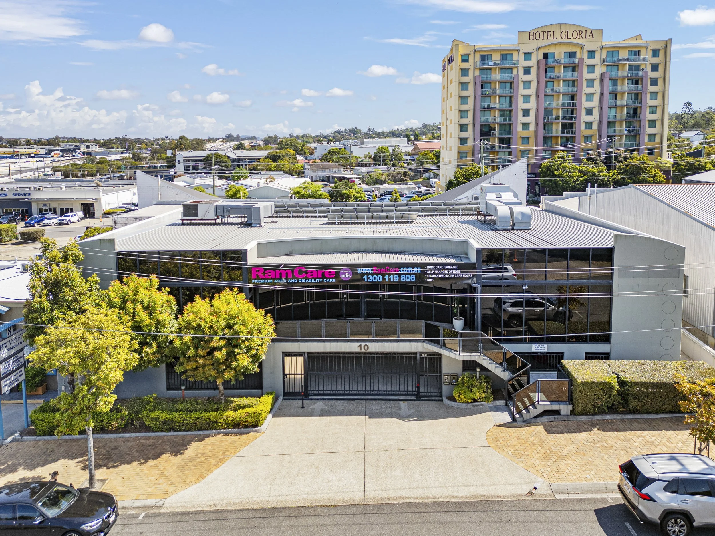 10 Paxton St Springwood secondary.jpg