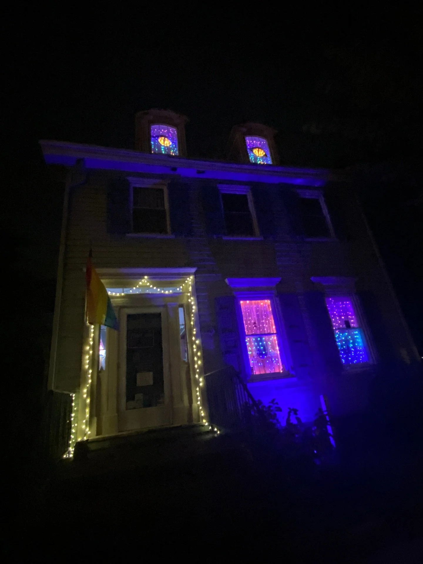 I have a confession to make. . . 

If I go somewhere and drive down Main St to come home. . . I drive by my office just a little bit slower so I can soak up her magic

#smalltown 
#mainstusa 
#allentownnj 
#shopallentownnj 
#gothywitchyfaerie
#witchy