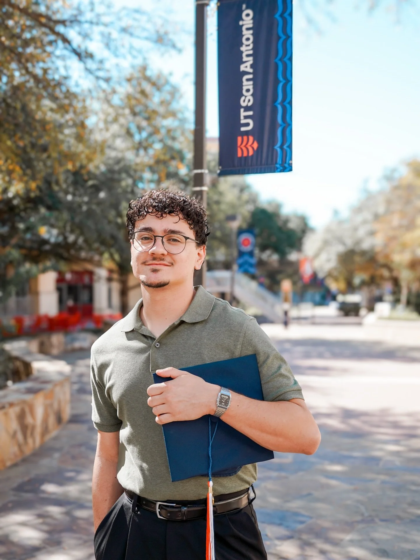 I got to take my friend&rsquo;s college graduation pictures back in December! Here&rsquo;s a few of my favorites that I captured. I love seeing my friends be confident &amp; comfortable on camera! Michael had his little model moment &amp; that makes 