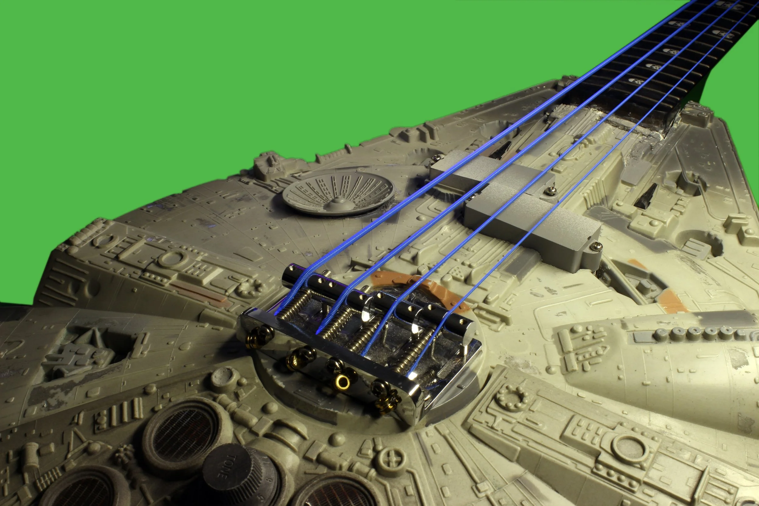 WEB Rebel Bass S001 (3).JPG