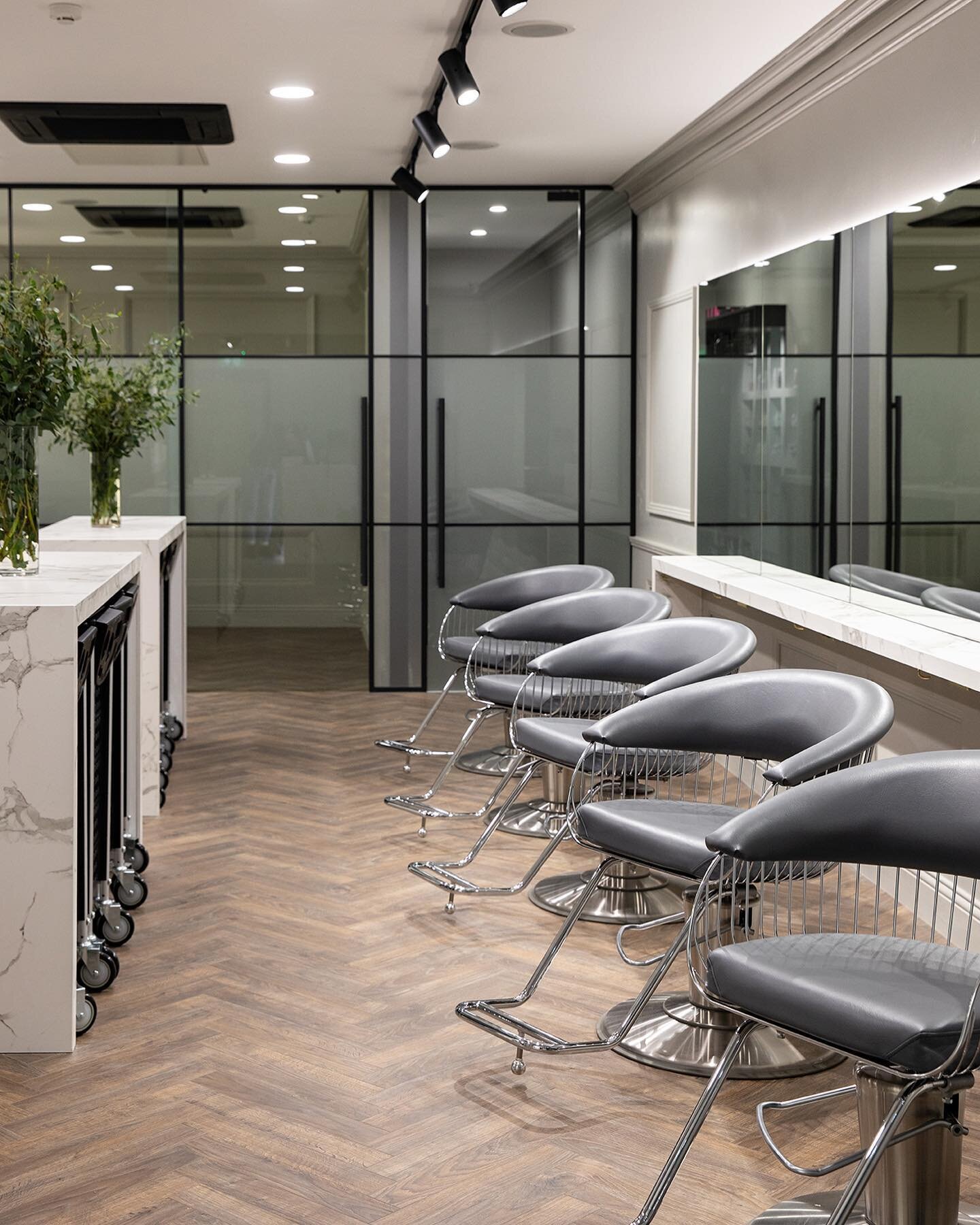 Welcome to NHO 👋🏻 😁 A beautiful hair oasis where helping you get the best hair of your life is our mission! We can&rsquo;t wait to welcome you inside and get our hands on those locks😍 To book in, call us on 01 4456060 or follow the link in our bi