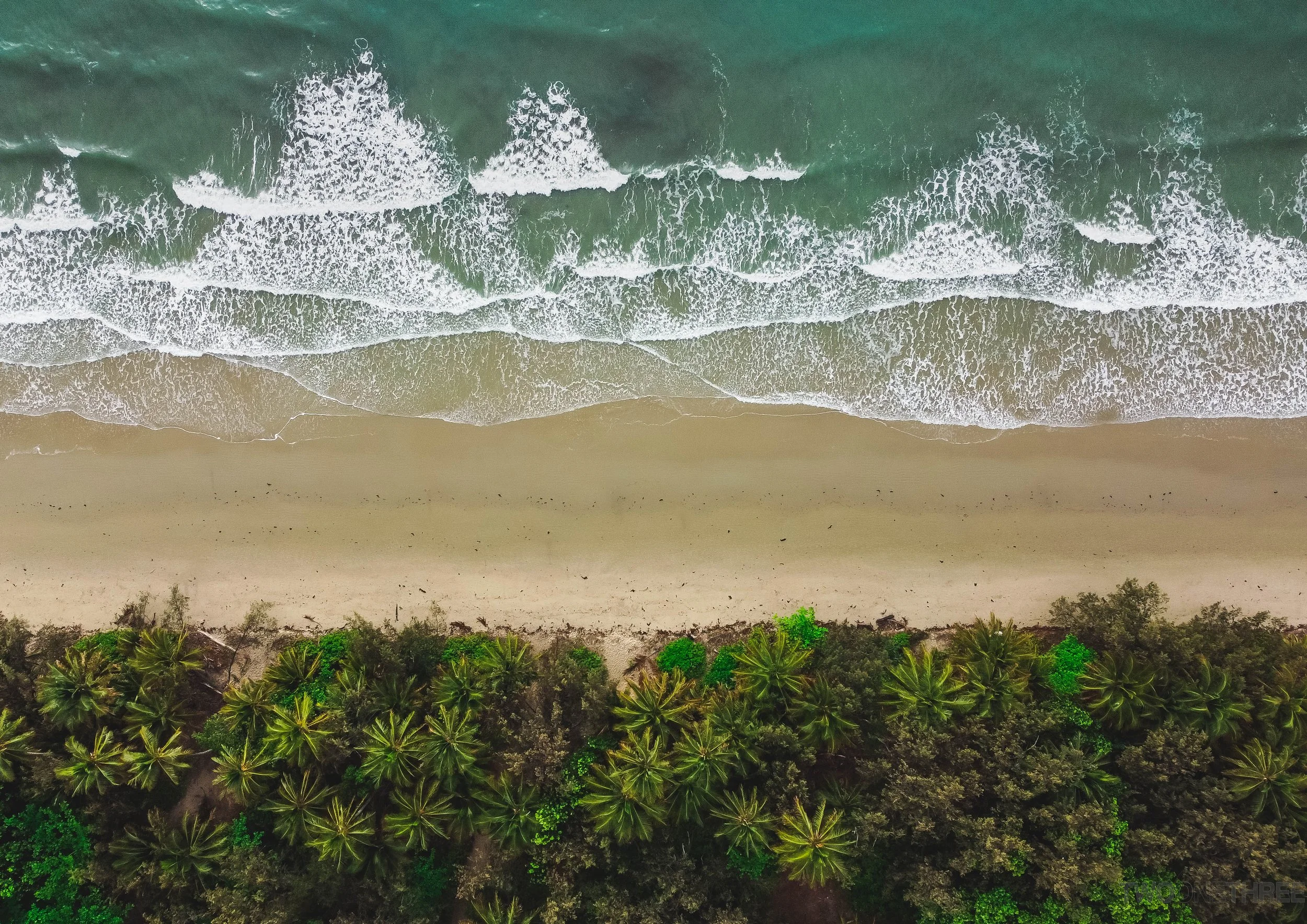PORT DOUGLAS 1