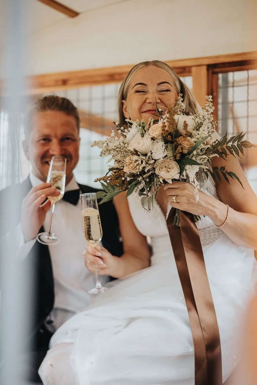 Malin_Mattias_weddingbyjens-lowres-3313.jpg