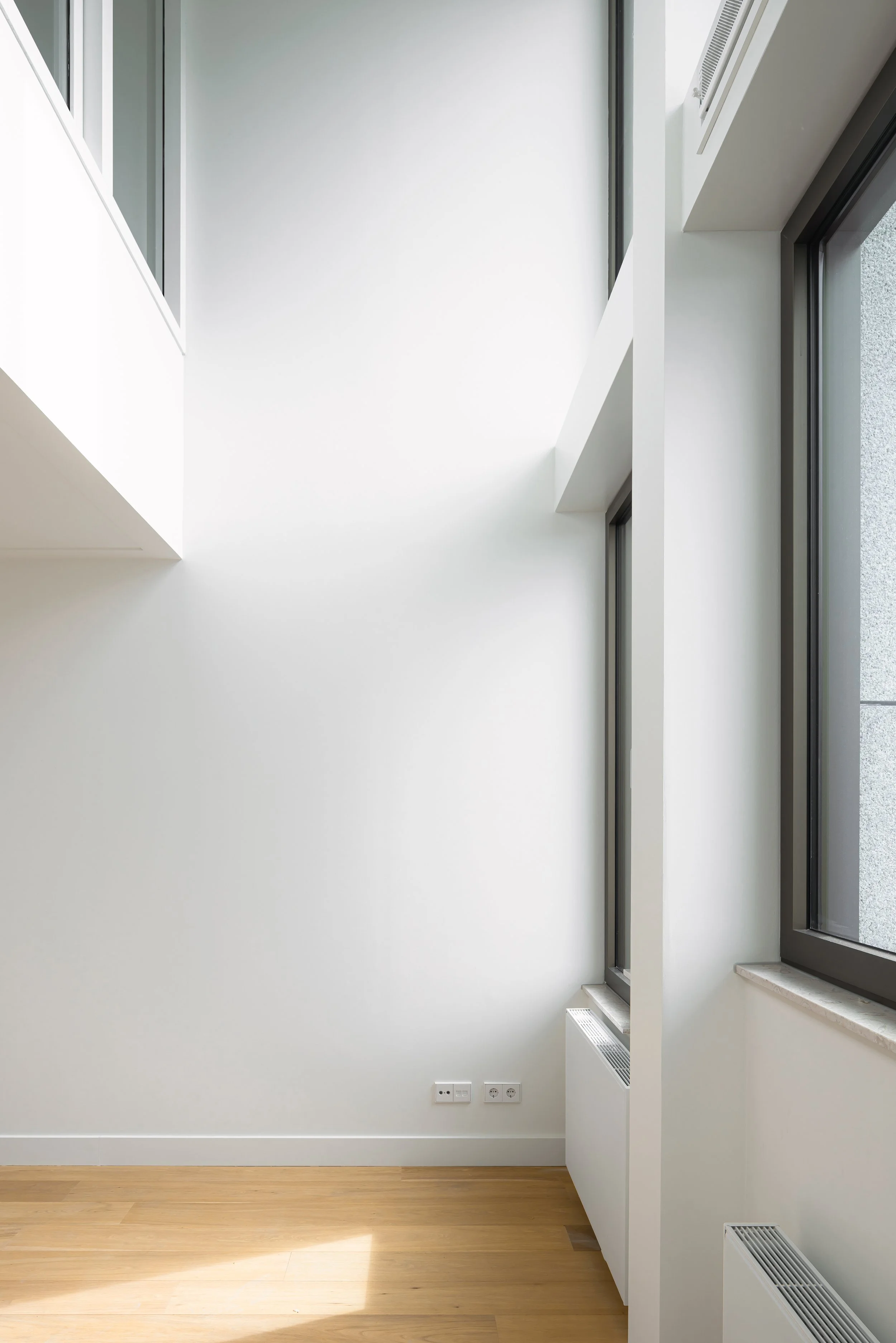 woning met daglicht,   de Telefoondienst, Kamerlingh Onneslaan, Amsterdam, ontwerp Ronald Janssen Architecten