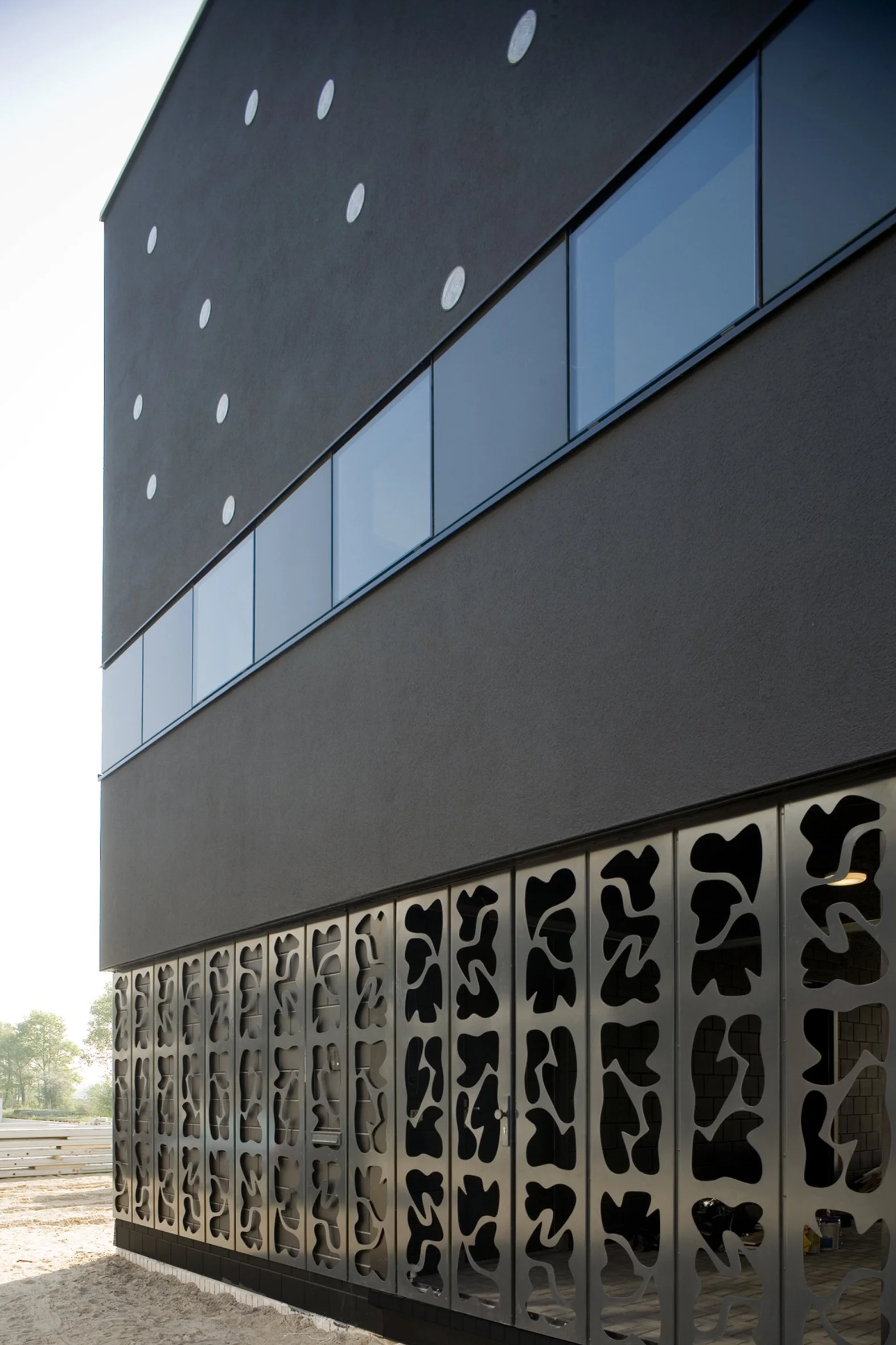 straatbeeld voorgevel, Balatonmeer, Woerden-Ronald Janssen Architecten, fotograaf Luuk Kramer