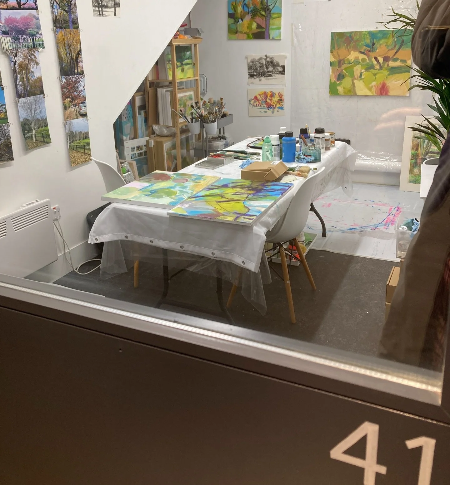 Today&rsquo;s activity in studio 41. 

I had an email from a dear painting friend, who I have known for decades. She said this of my work:

&lsquo;Sarah works directly from observation, particularly landscape and people. These images, colours or feel