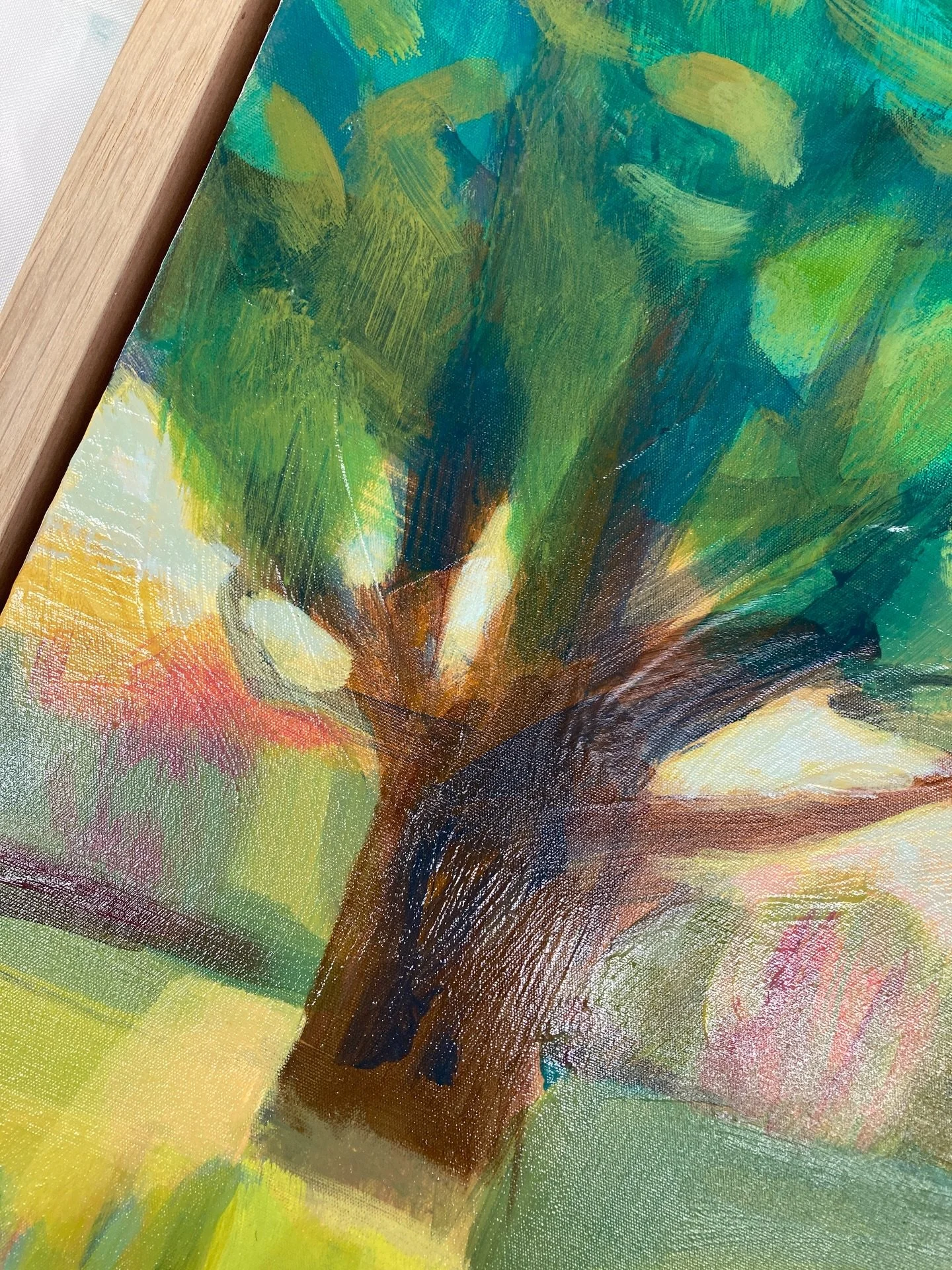 Varnishing, framing, packing&hellip; 

#varnishing #framing #soloexhibition #labelsstilltodo