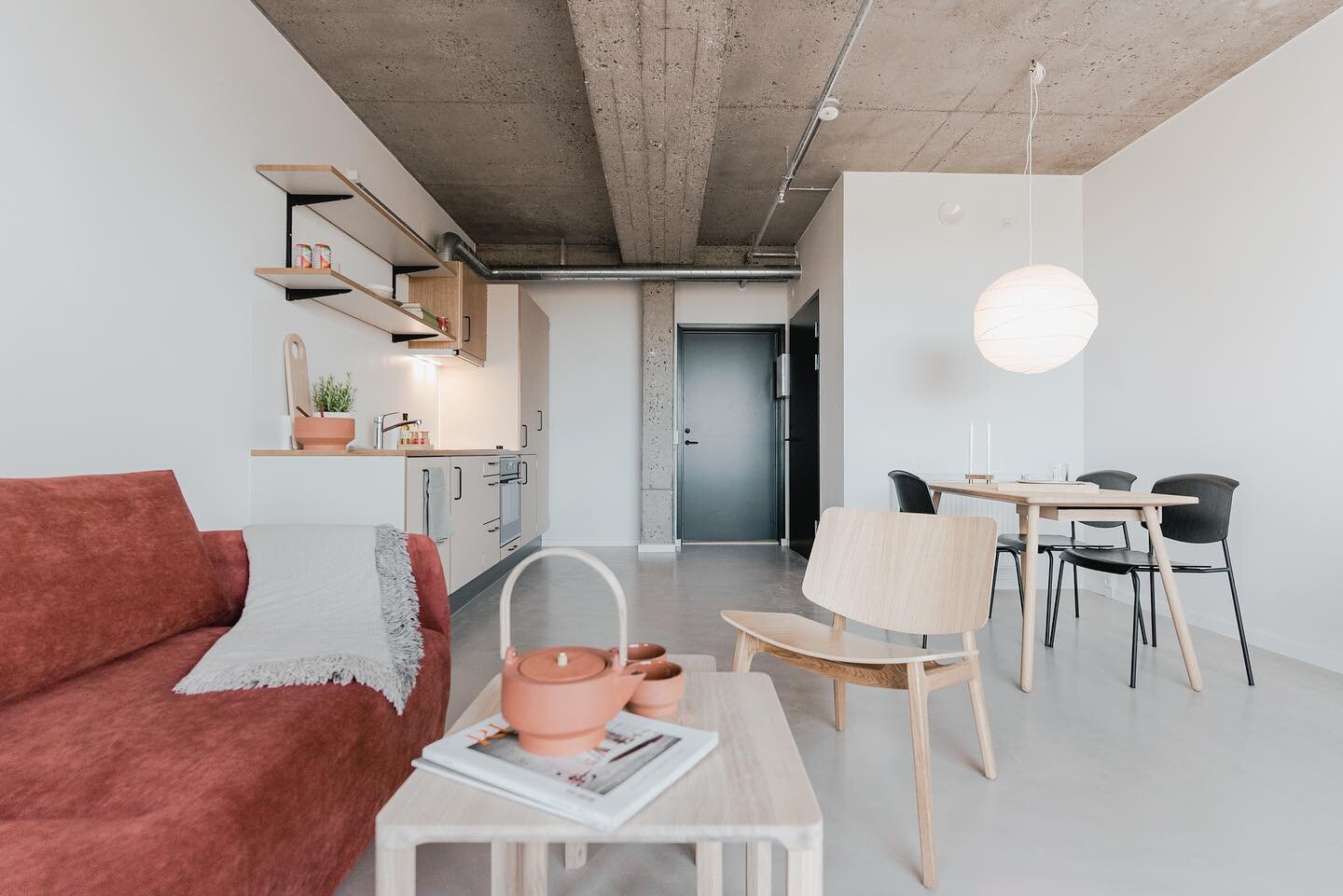 Are you looking for a new workspace or a place to live? Maybe even a combination of the two? Then Siljangade is exactly what you are looking for!
.
.
.
#siljangade #coworking #coliving #work #workcommunity #coworkingspace #colivingspace #entrepreneur