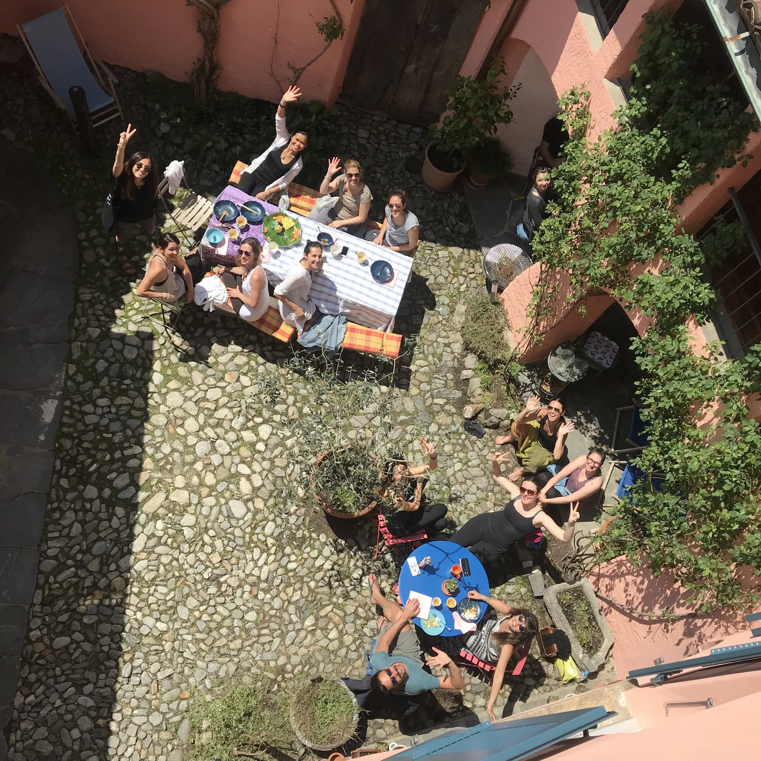CasaCorvoNovaggio_courtyardfromavove.jpg