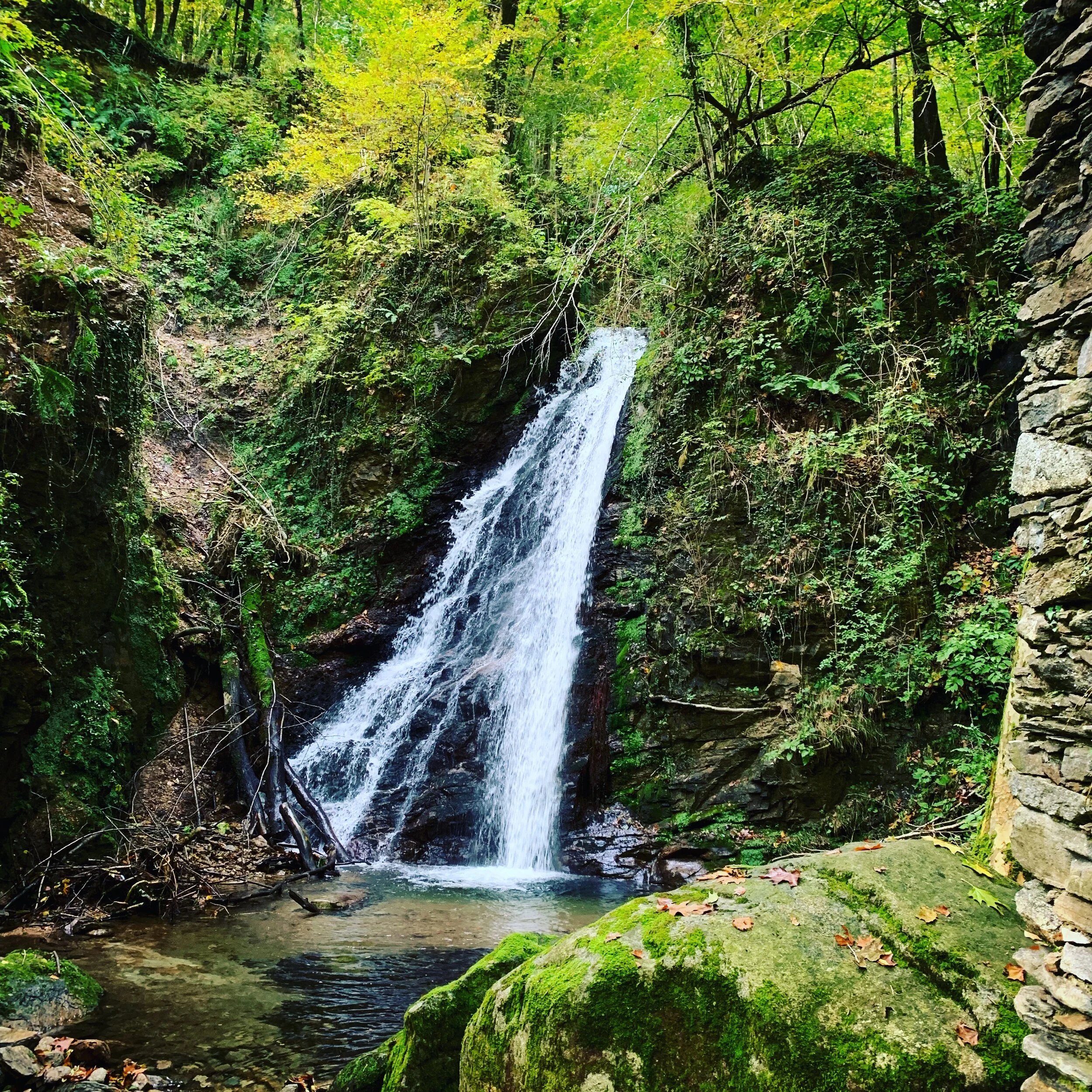 CasaCorvoNovaggio-waterfall1.JPG