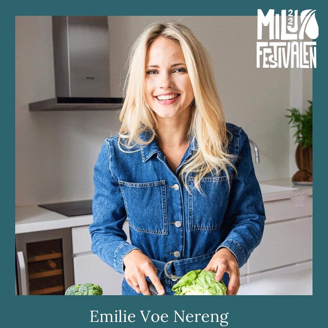 Emilie Voe Nereng kommer til Milj&oslash;festivalen! 💚🥦🥕🍅🥬💚 Emilie elsker mat, og brenner for god, n&aelig;ringsrik og gr&oslash;nnere mat 😋Vi synes det er helt fantastisk at hun kommer til Kanalparken 28. august. Her vil hun gi oss masse tips