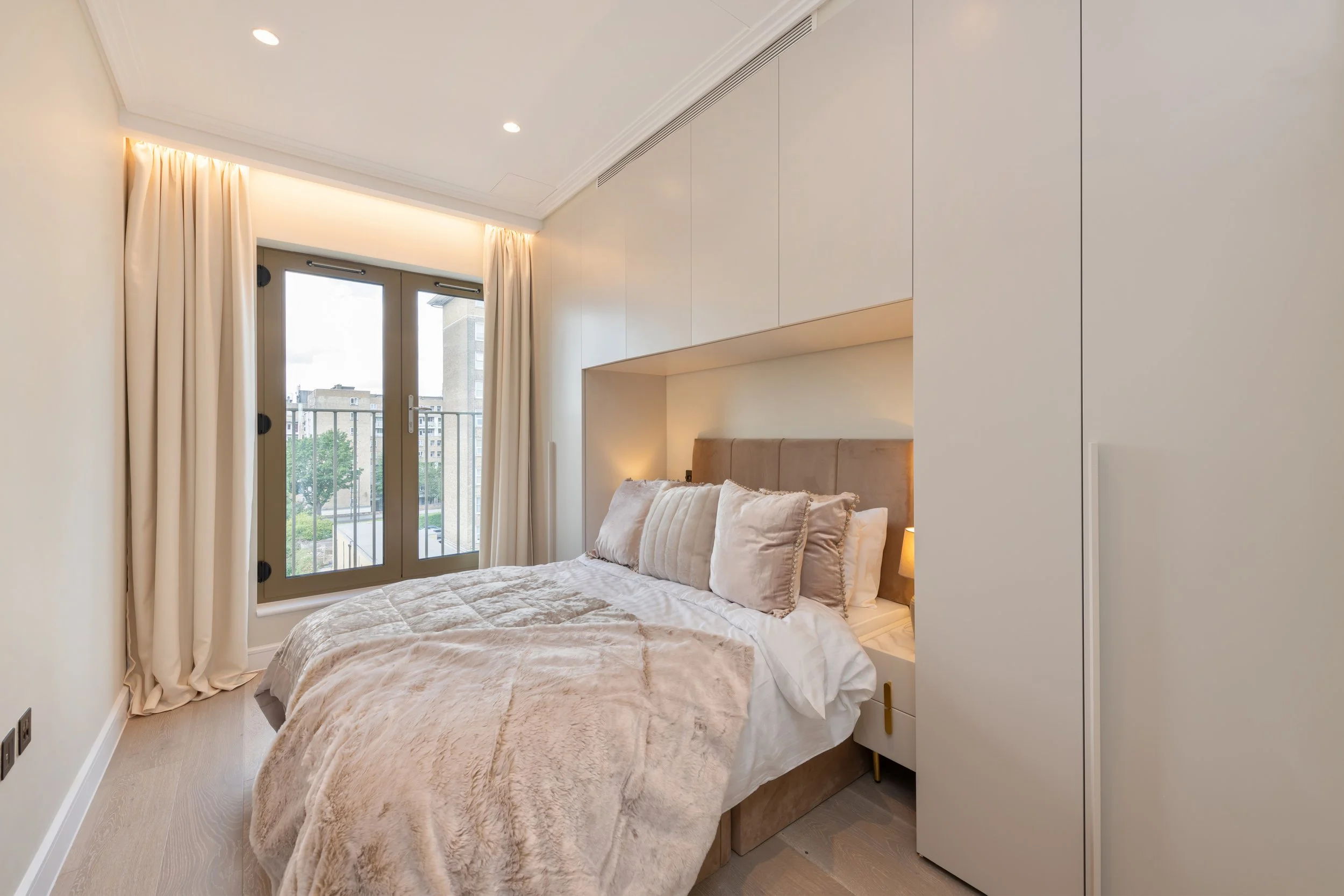Flat 9, 1a St Johns Wood Park Lo-32.jpg