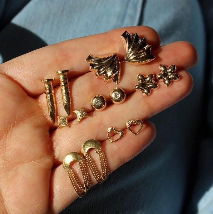 Every Saturday during #mayisgoldmonth we give you a chance to #showmeyourgold with @gemgossip -- just use that hashtag, and follow along with the corresponding trend of the week! -- This week is GOLD EARRINGS✨⁠
⁠
I&rsquo;ll also be posting YOUR SUBMI