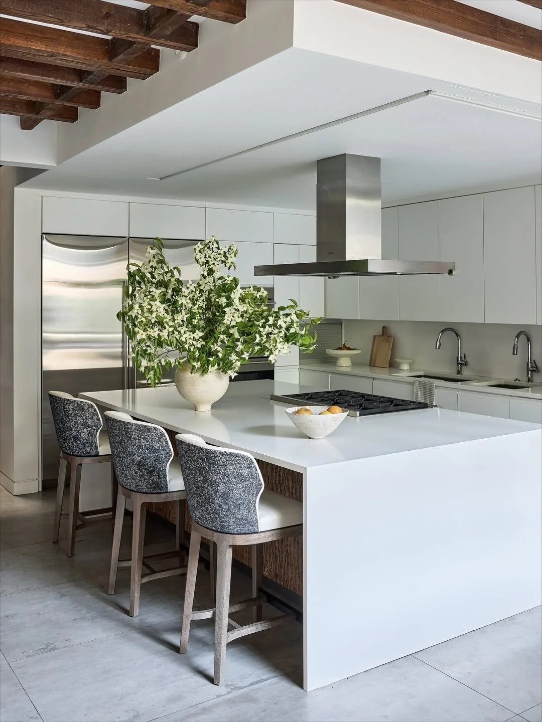 The LaSalle Counter Stool from @aneesfurniture offers both swivel and stationary options, available in counter and bar heights &mdash; perfectly tailored to your space. Crafted with a sleek, modern silhouette and impeccable detailing, LaSalle embodie